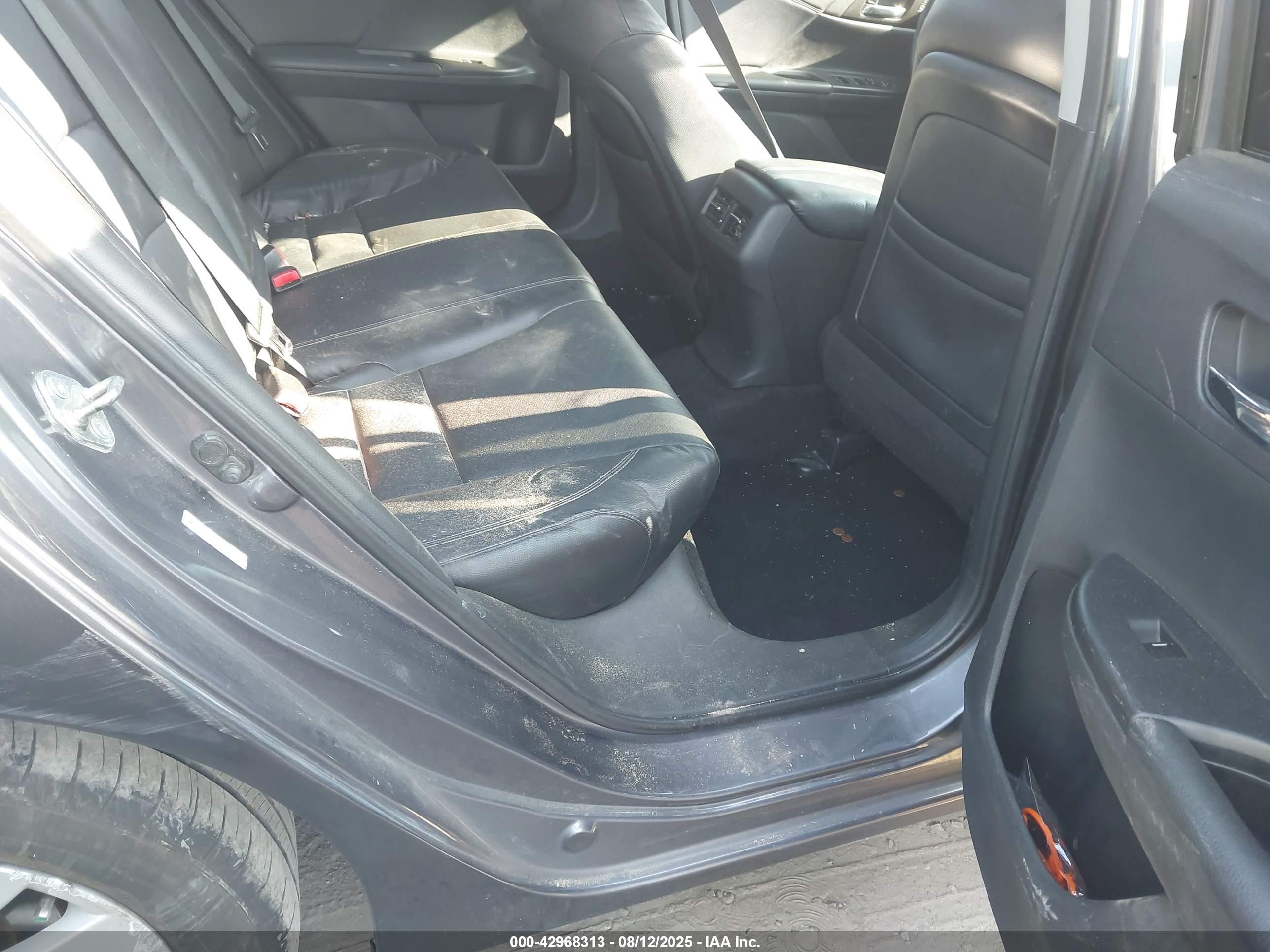 HONDA ACCORD image 8