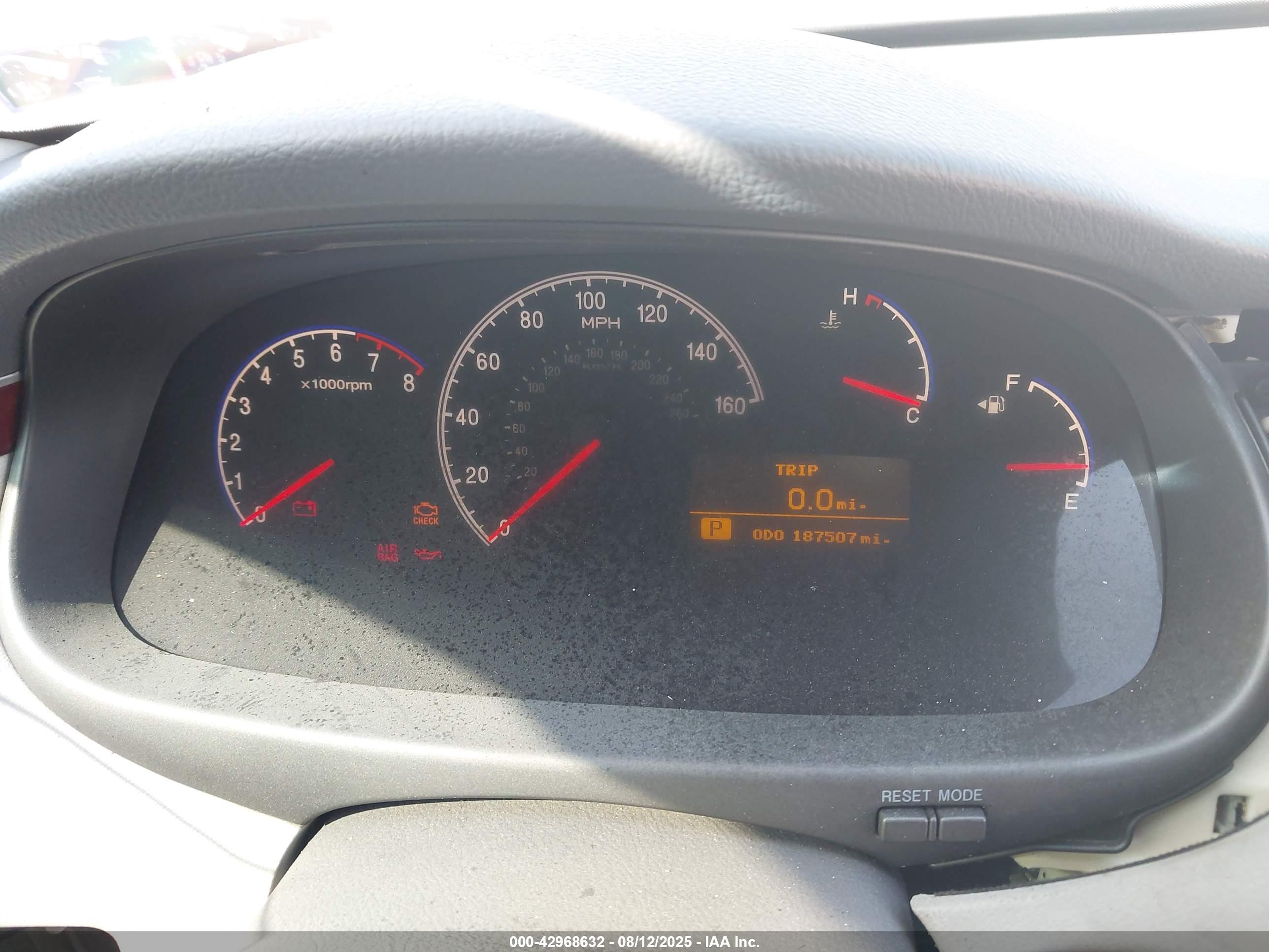 HYUNDAI AZERA image 7