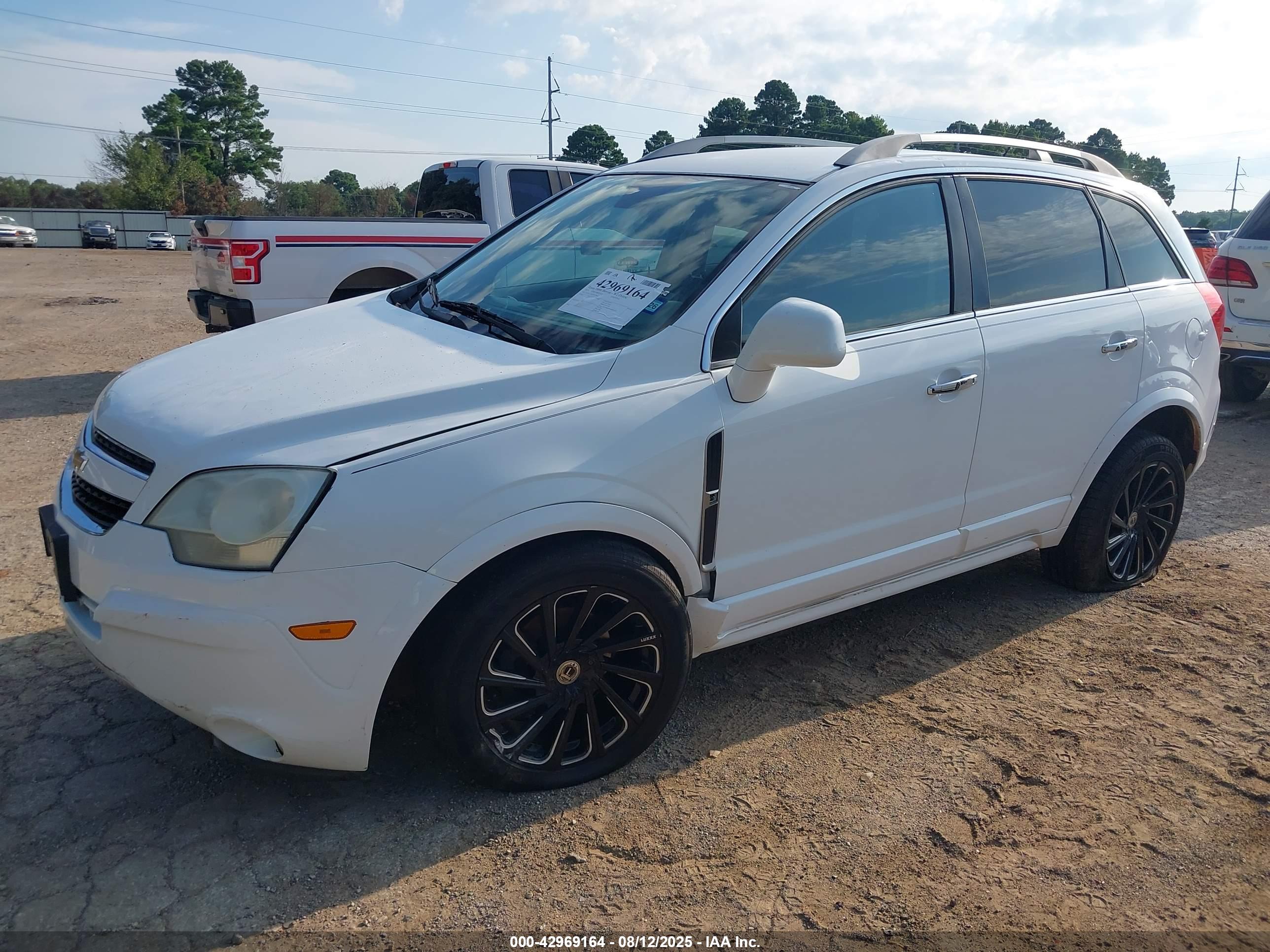 CHEVROLET CAPTIVA image 2