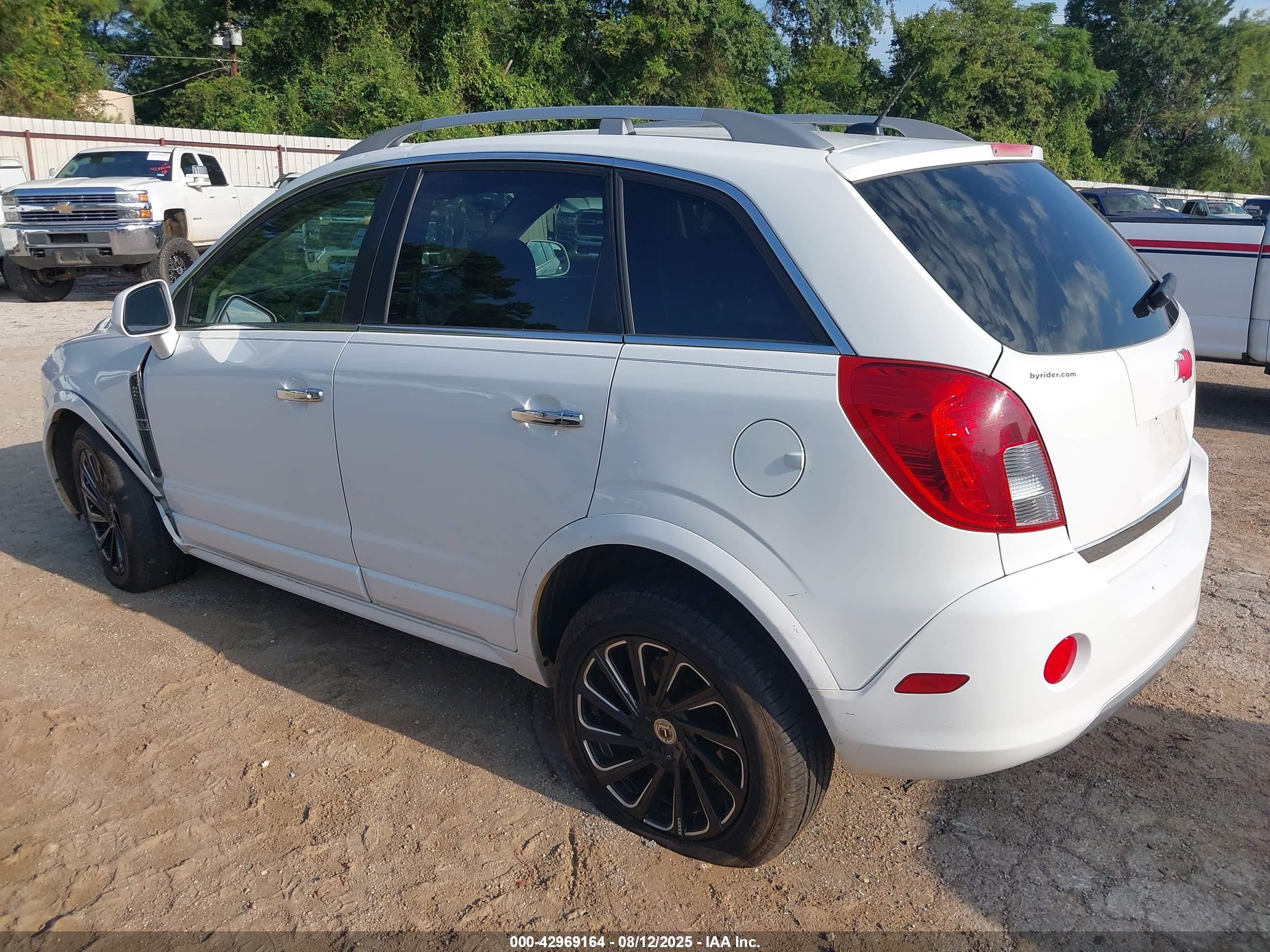 CHEVROLET CAPTIVA image 3