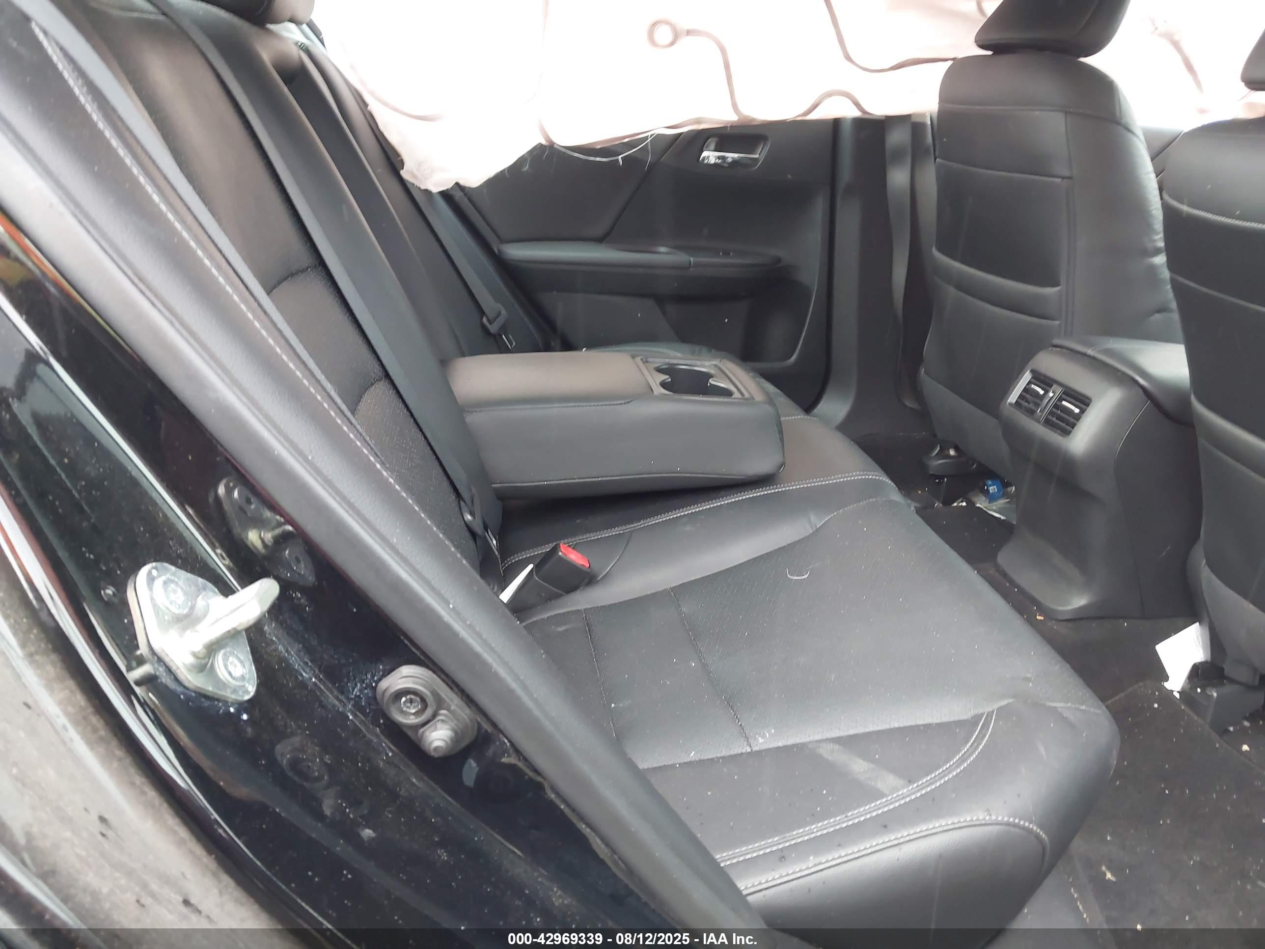HONDA ACCORD image 8