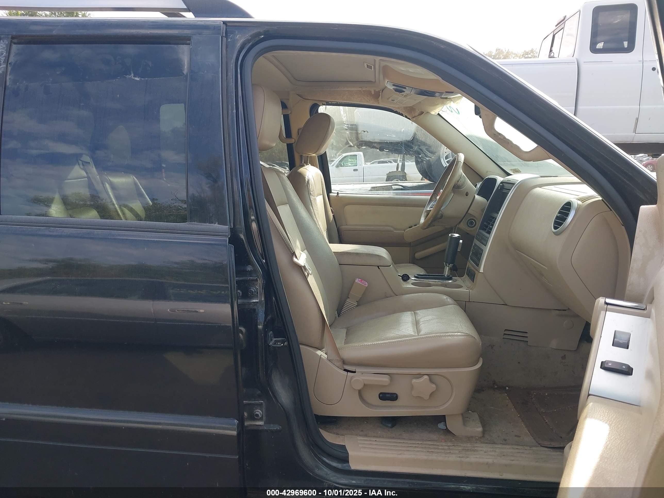 MERCURY MOUNTAINEER image 5
