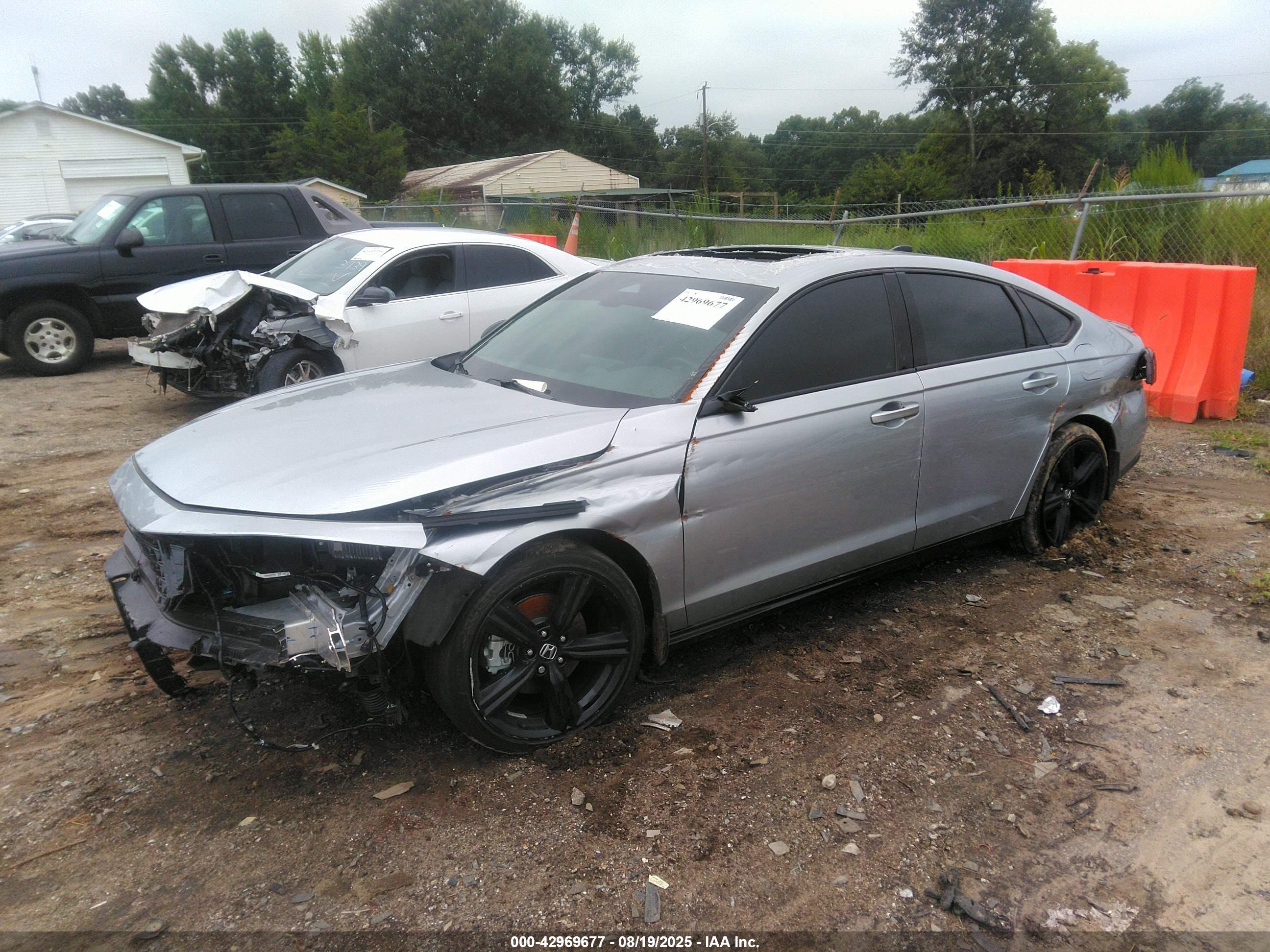 HONDA ACCORD image 2