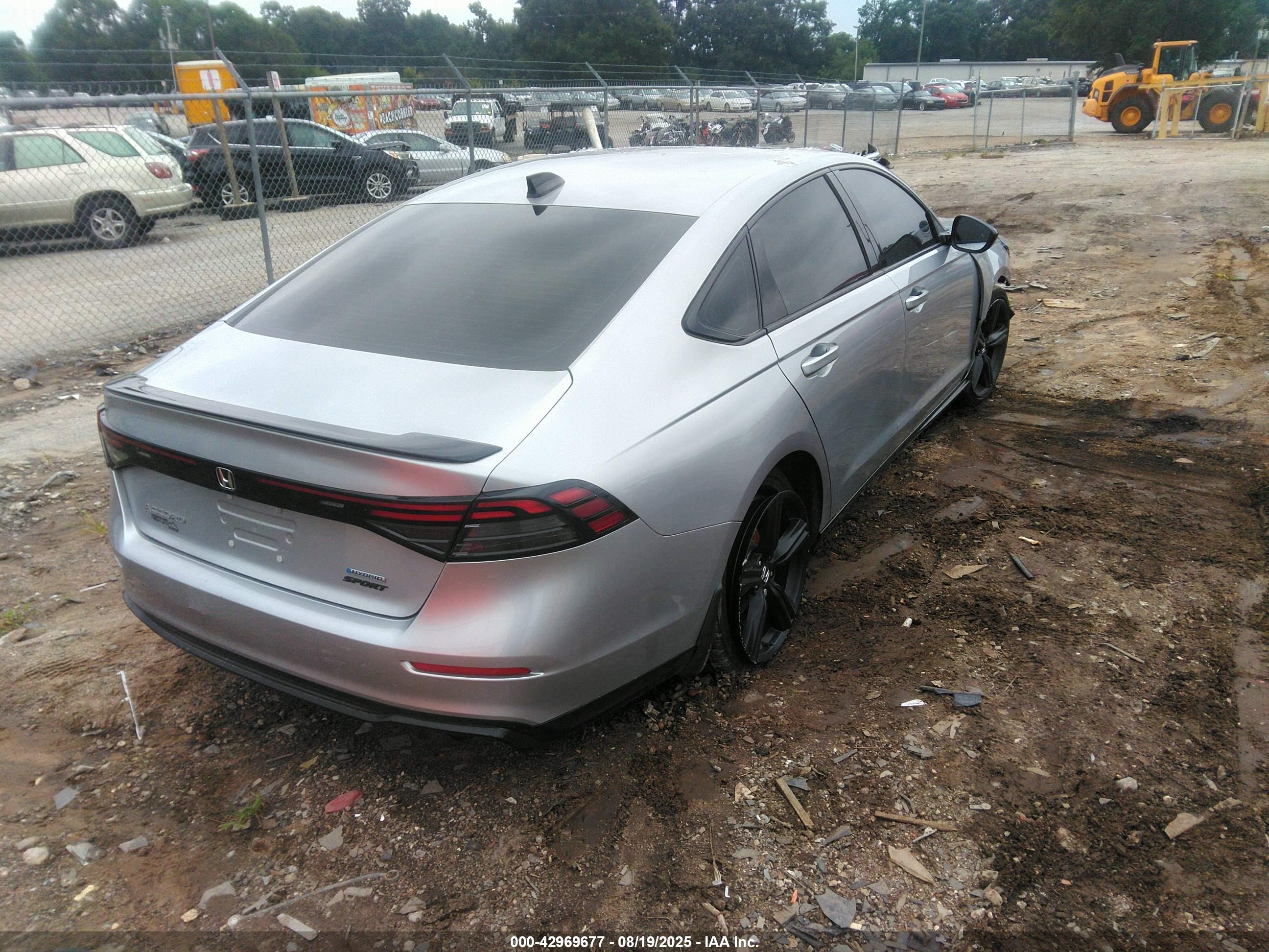 HONDA ACCORD image 4