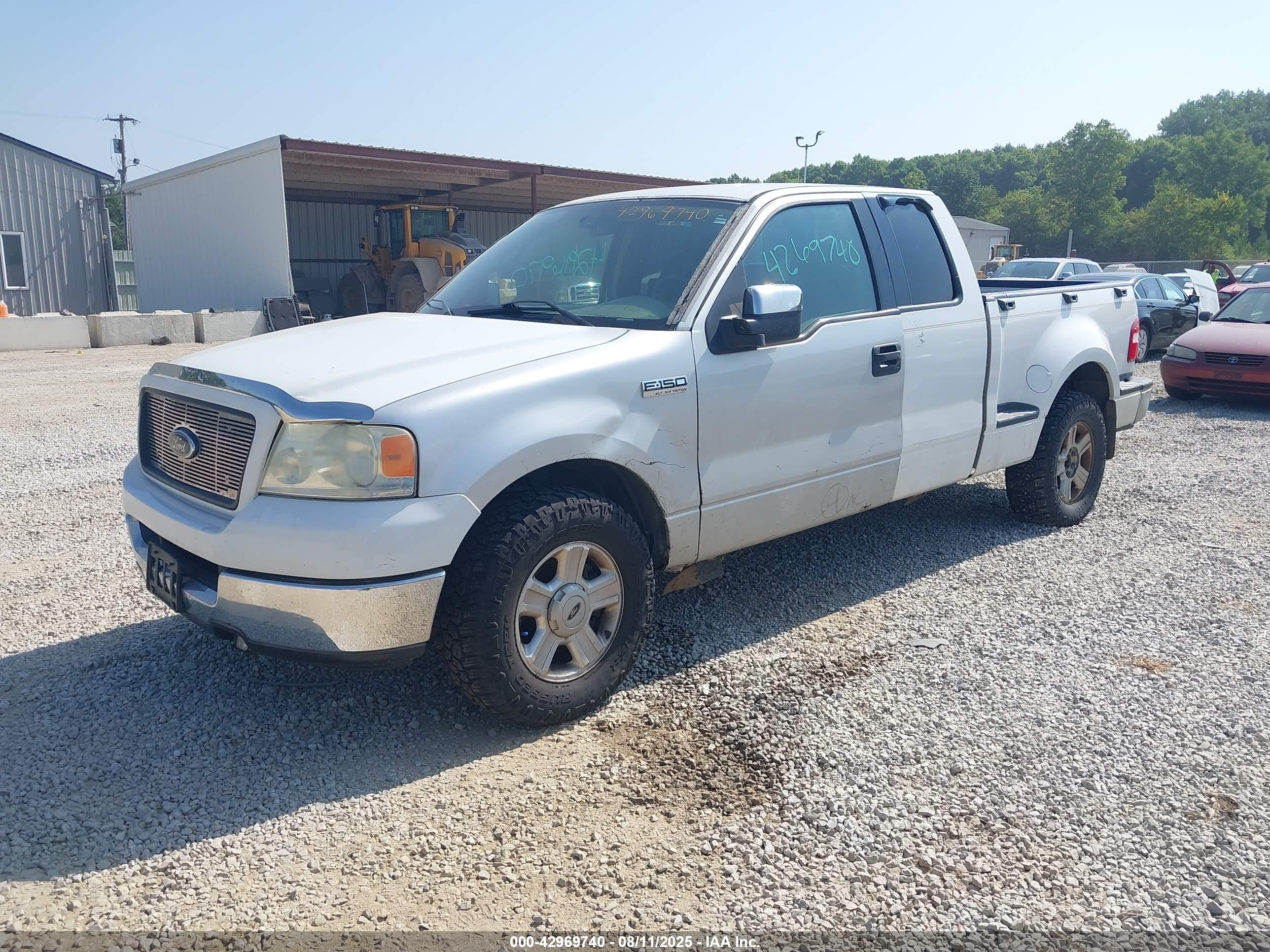 FORD F-150 image 2