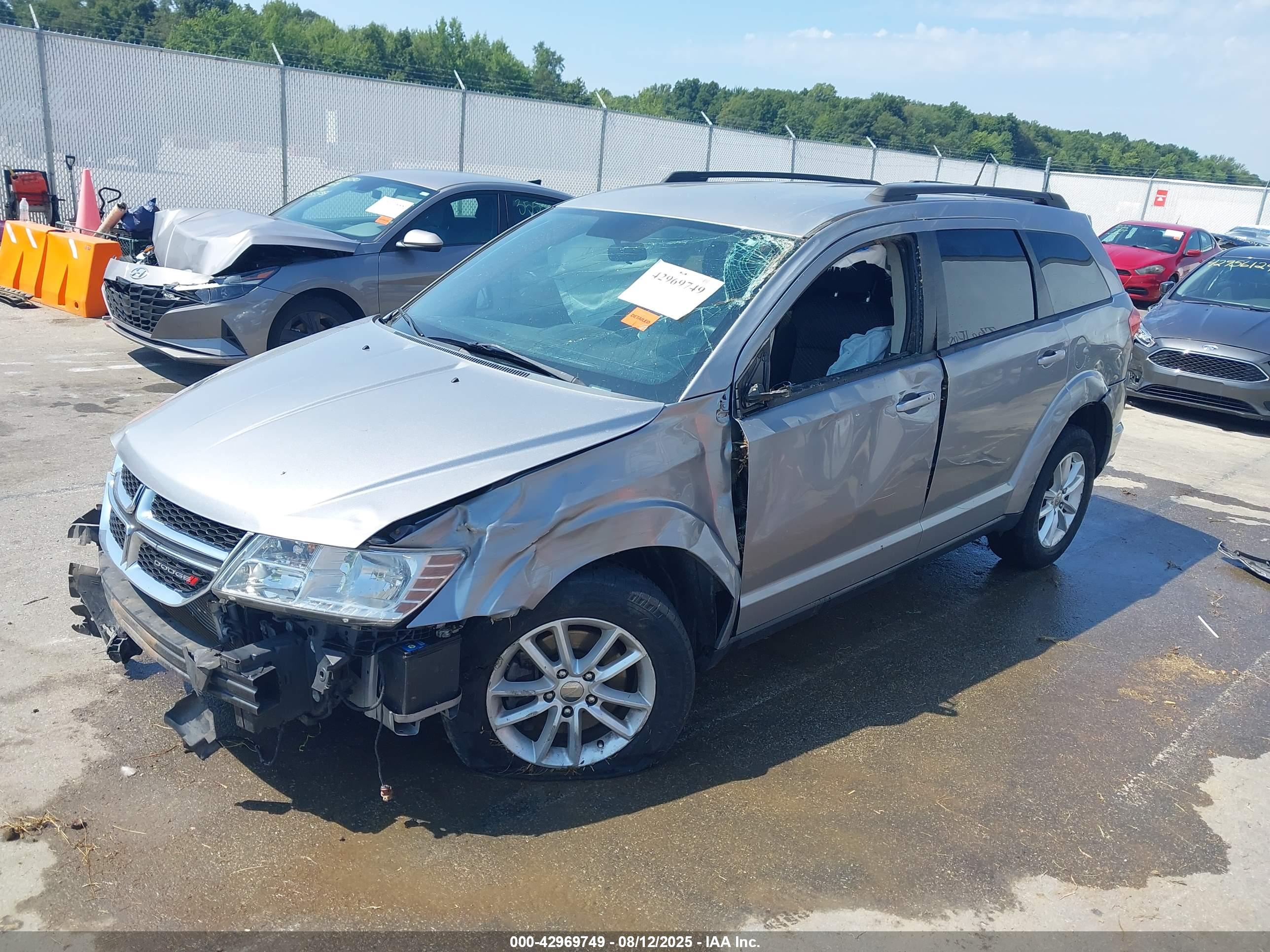 DODGE JOURNEY image 2