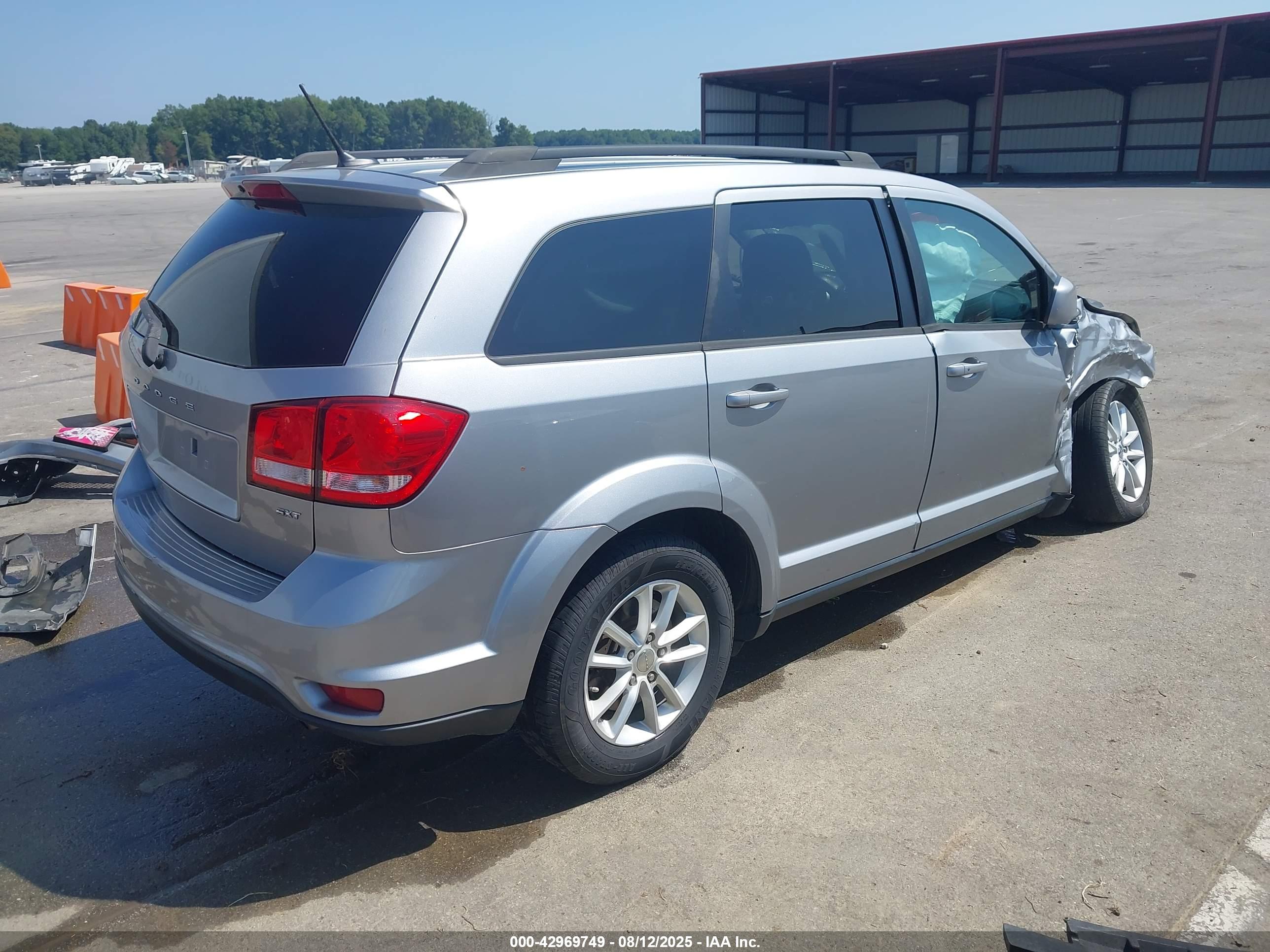 DODGE JOURNEY image 4