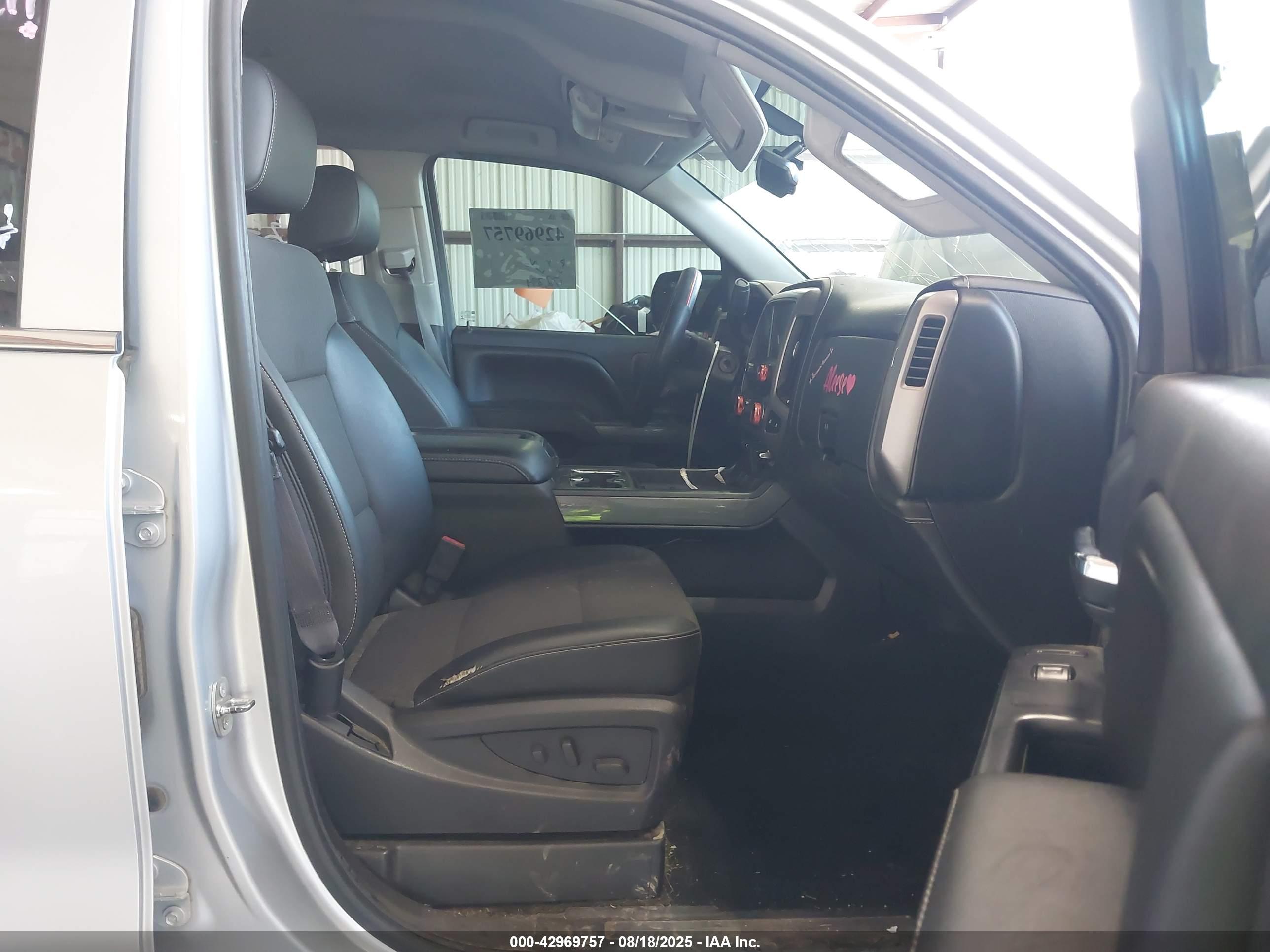 GMC SIERRA image 5