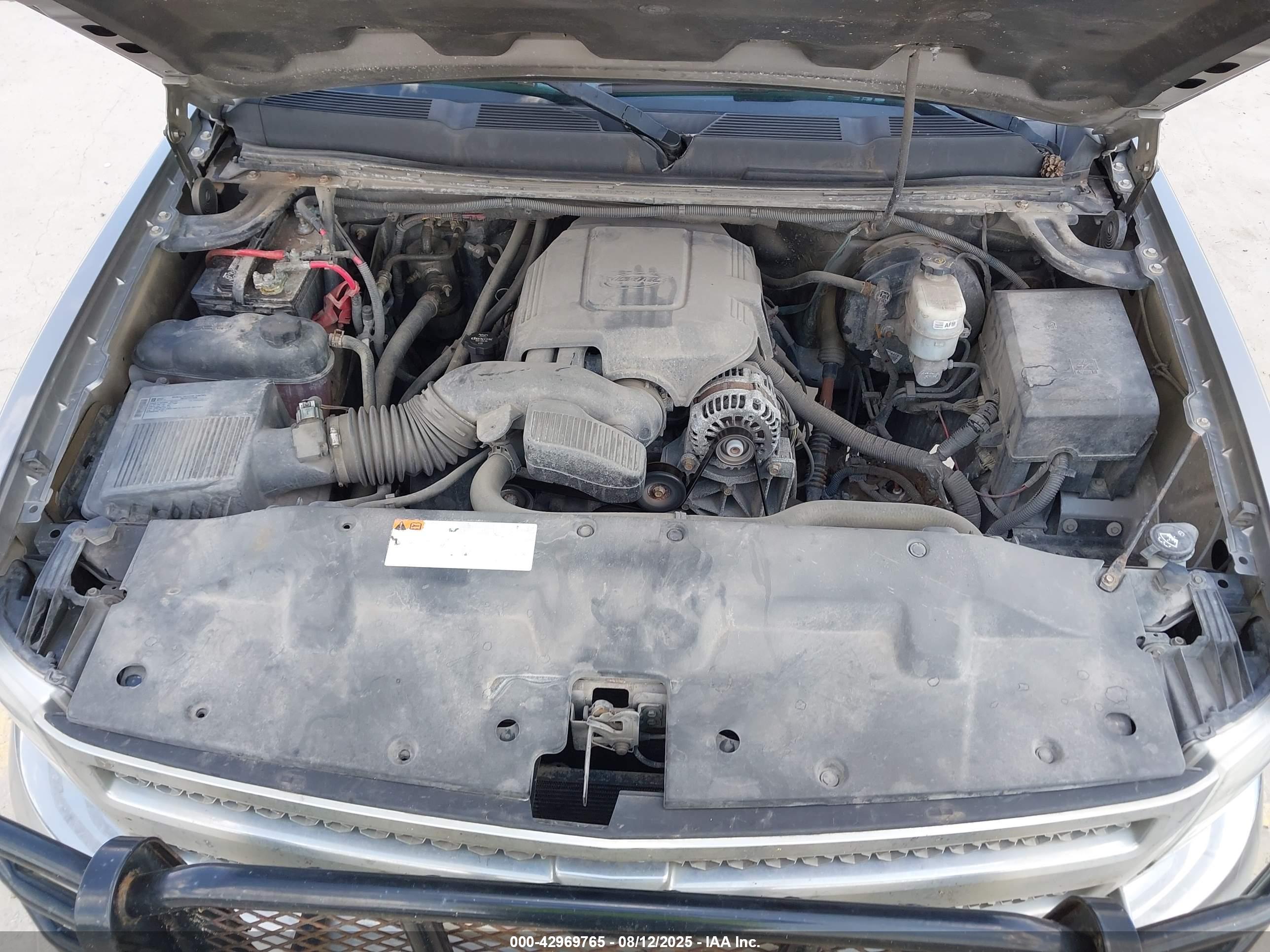 CHEVROLET SILVERADO image 10