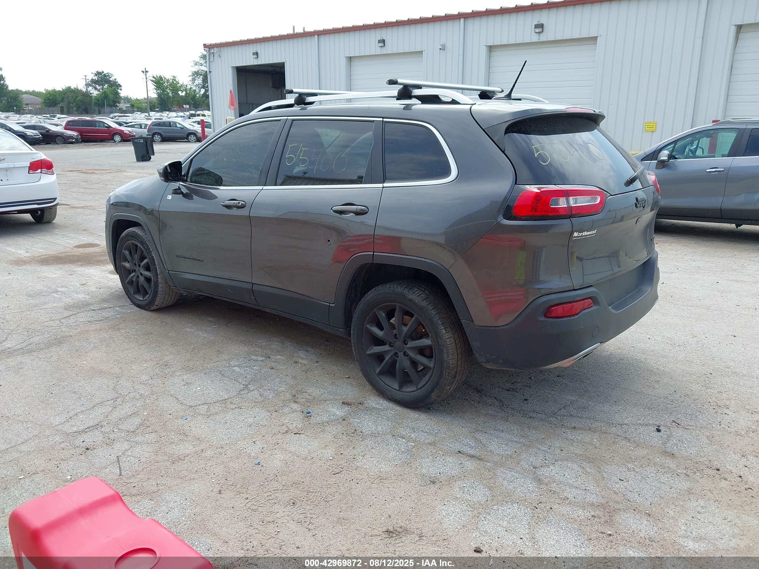 JEEP CHEROKEE image 3