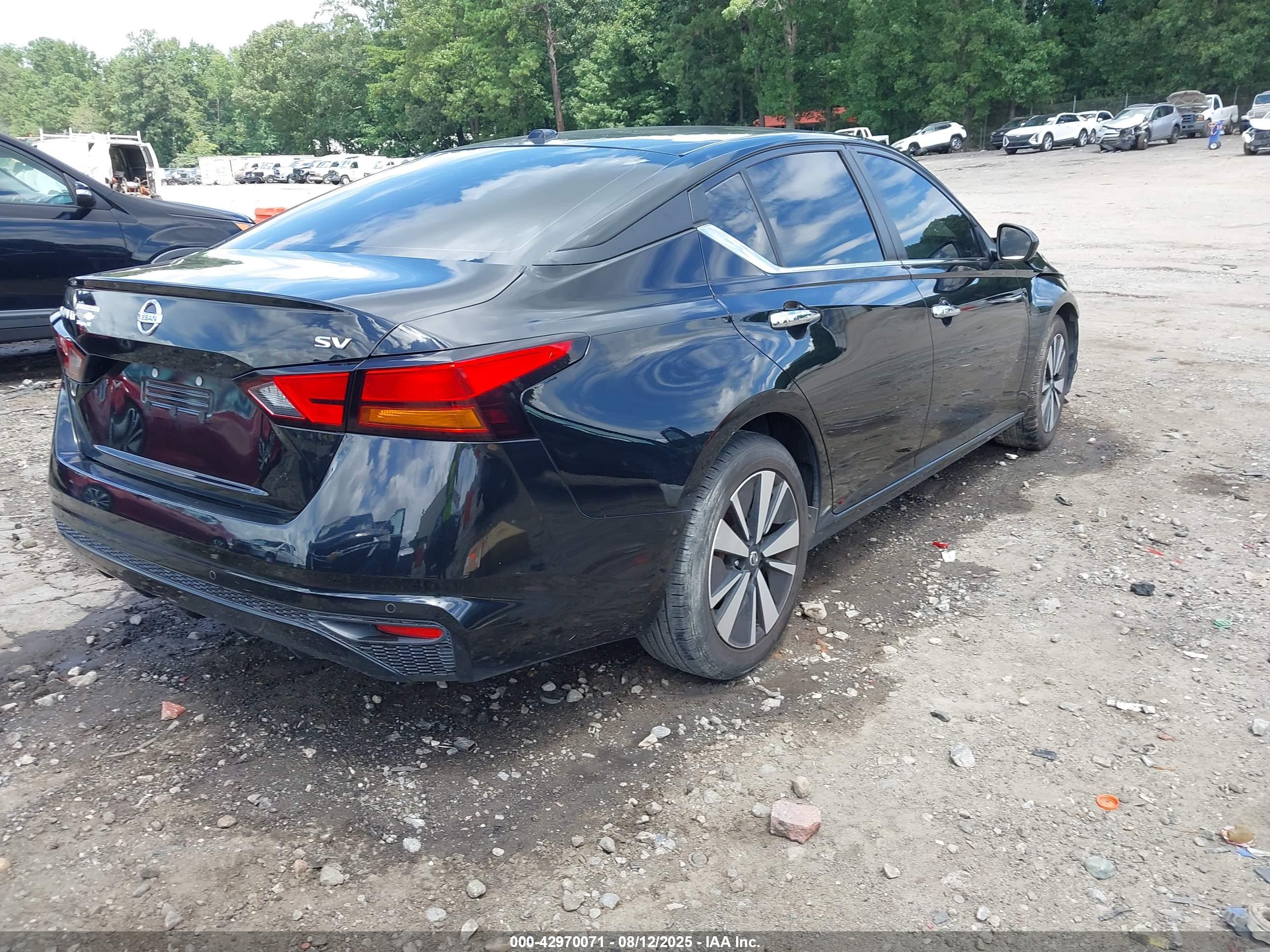 NISSAN ALTIMA image 4
