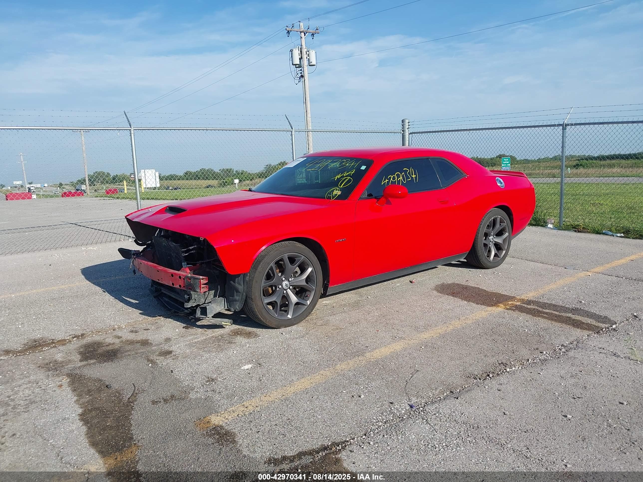 DODGE CHALLENGER image 2