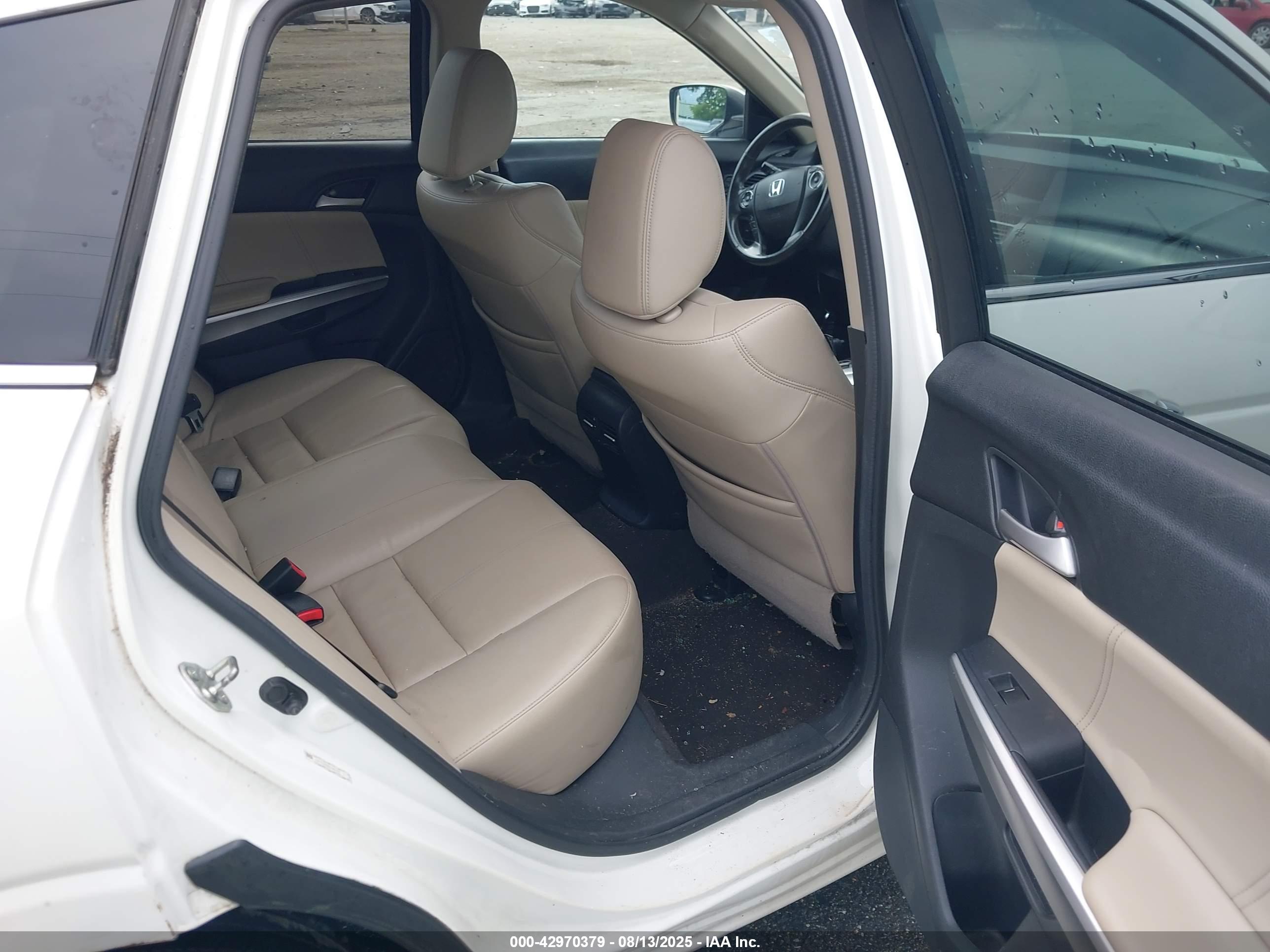 HONDA CROSSTOUR image 8