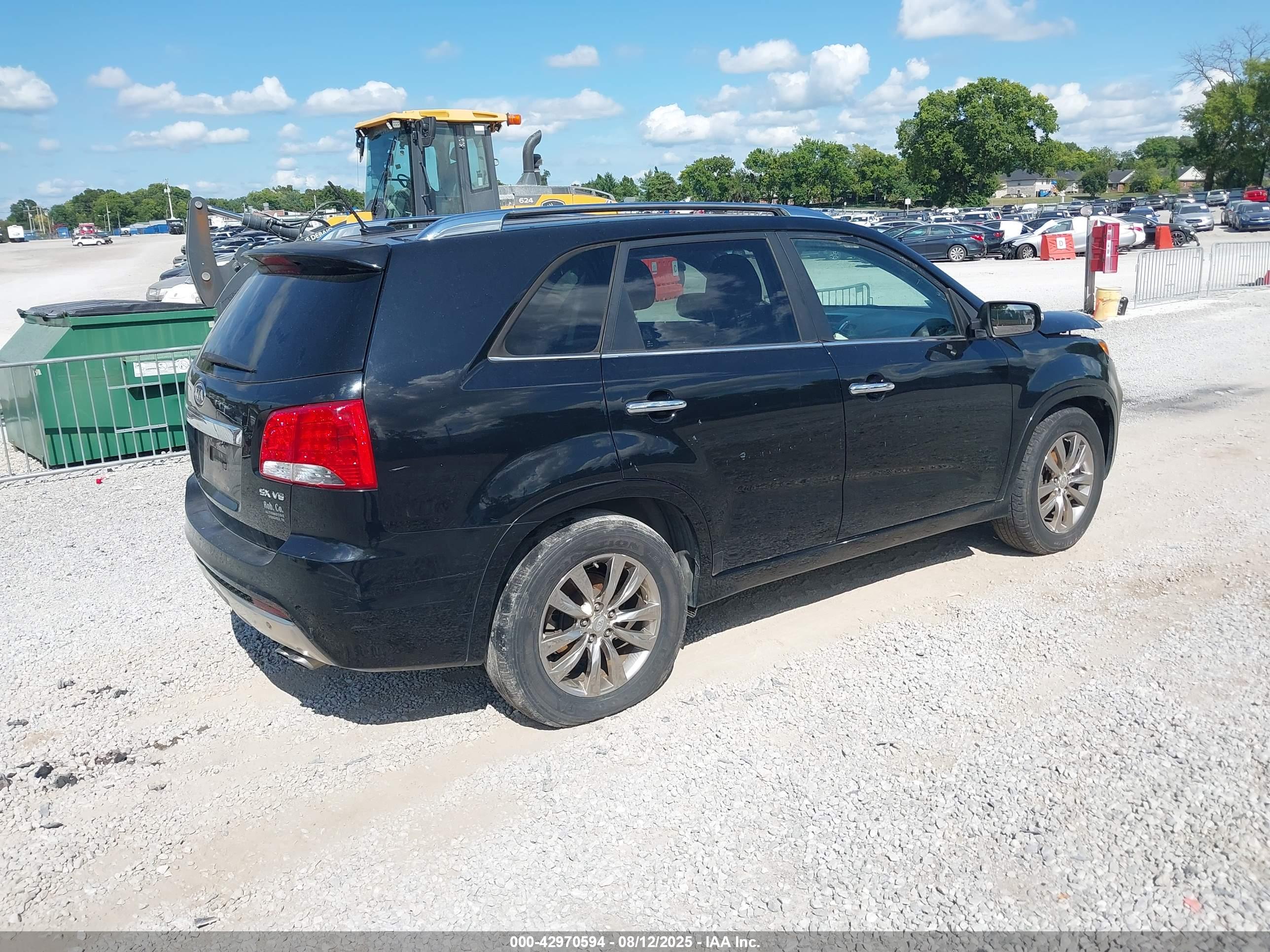 KIA SORENTO image 4