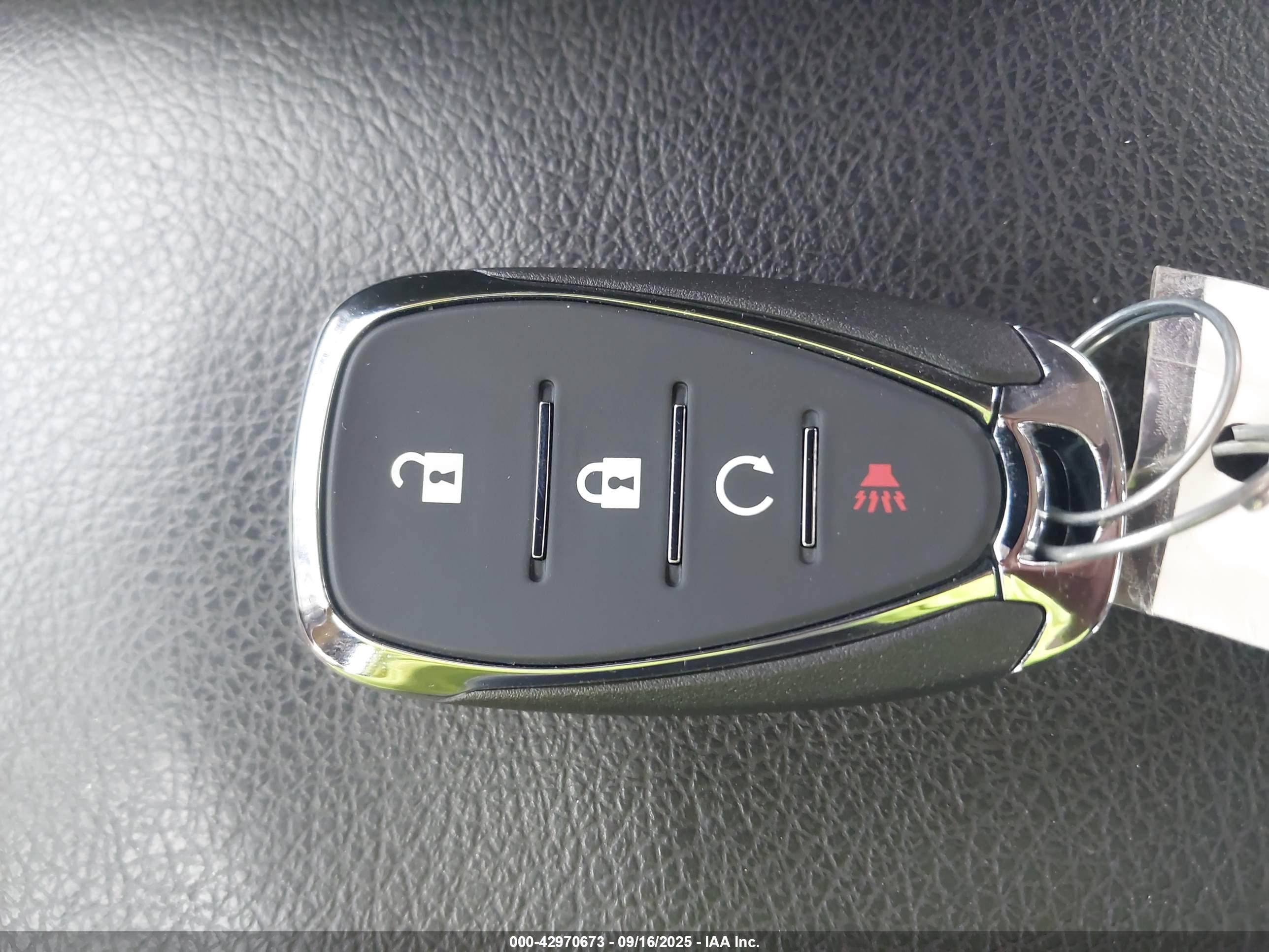 CHEVROLET TRAX image 11