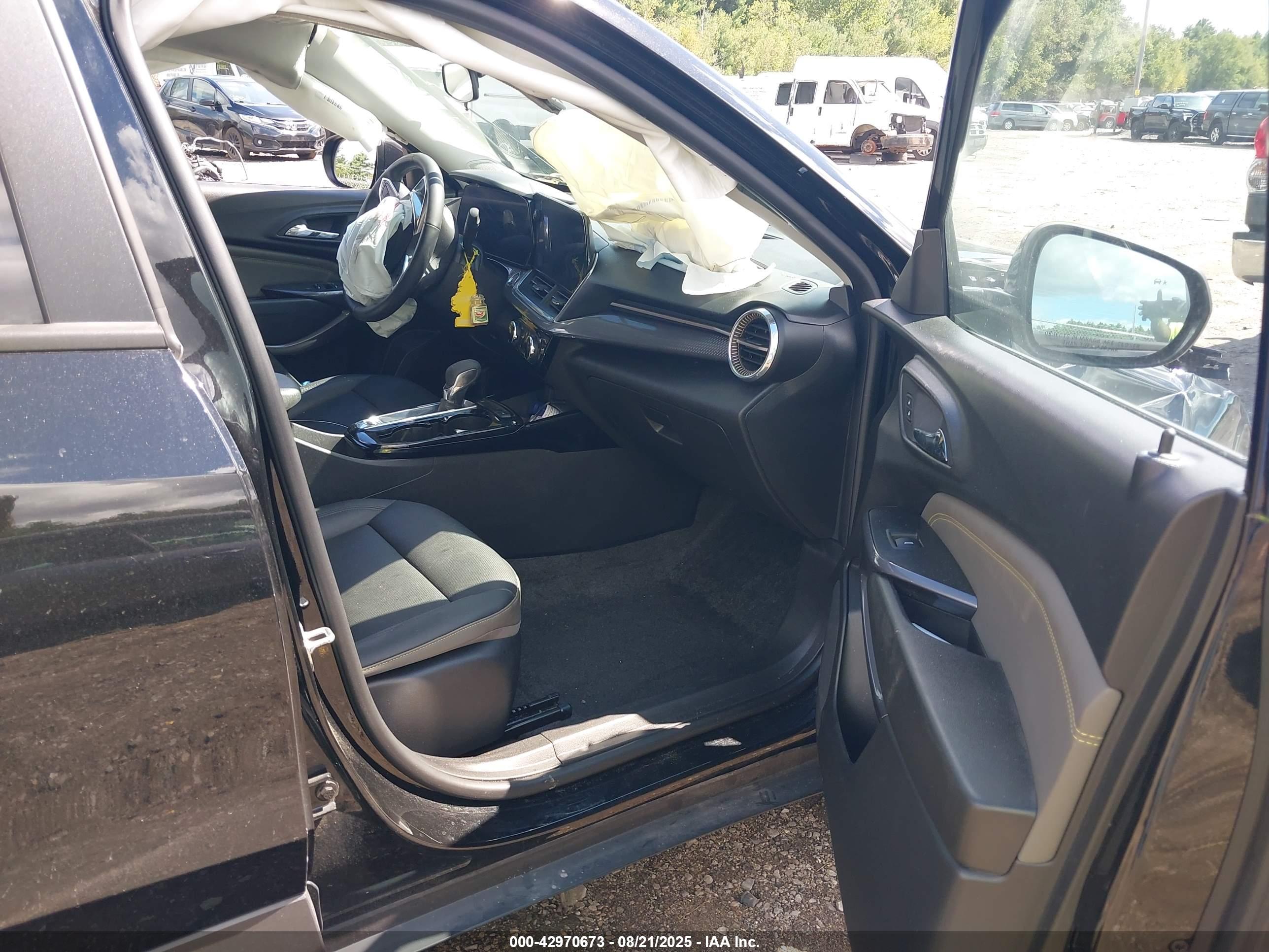 CHEVROLET TRAX image 5