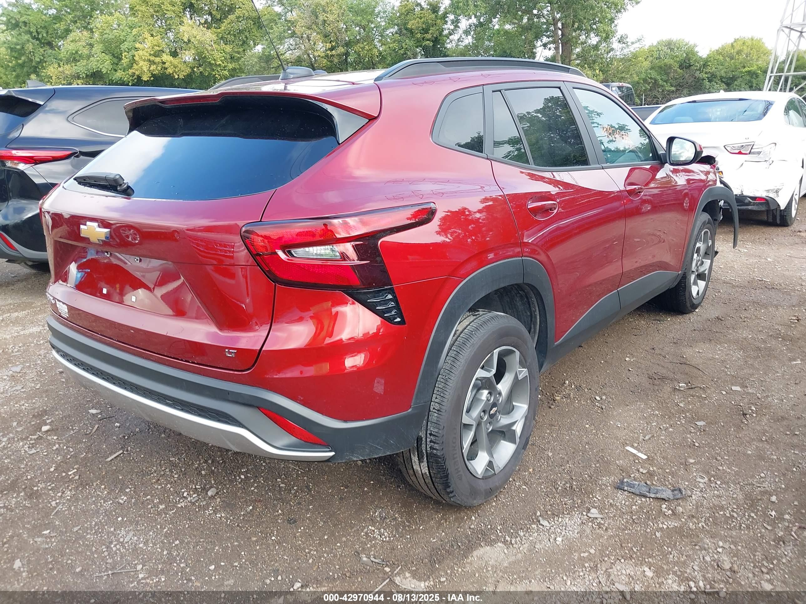 CHEVROLET TRAX image 4