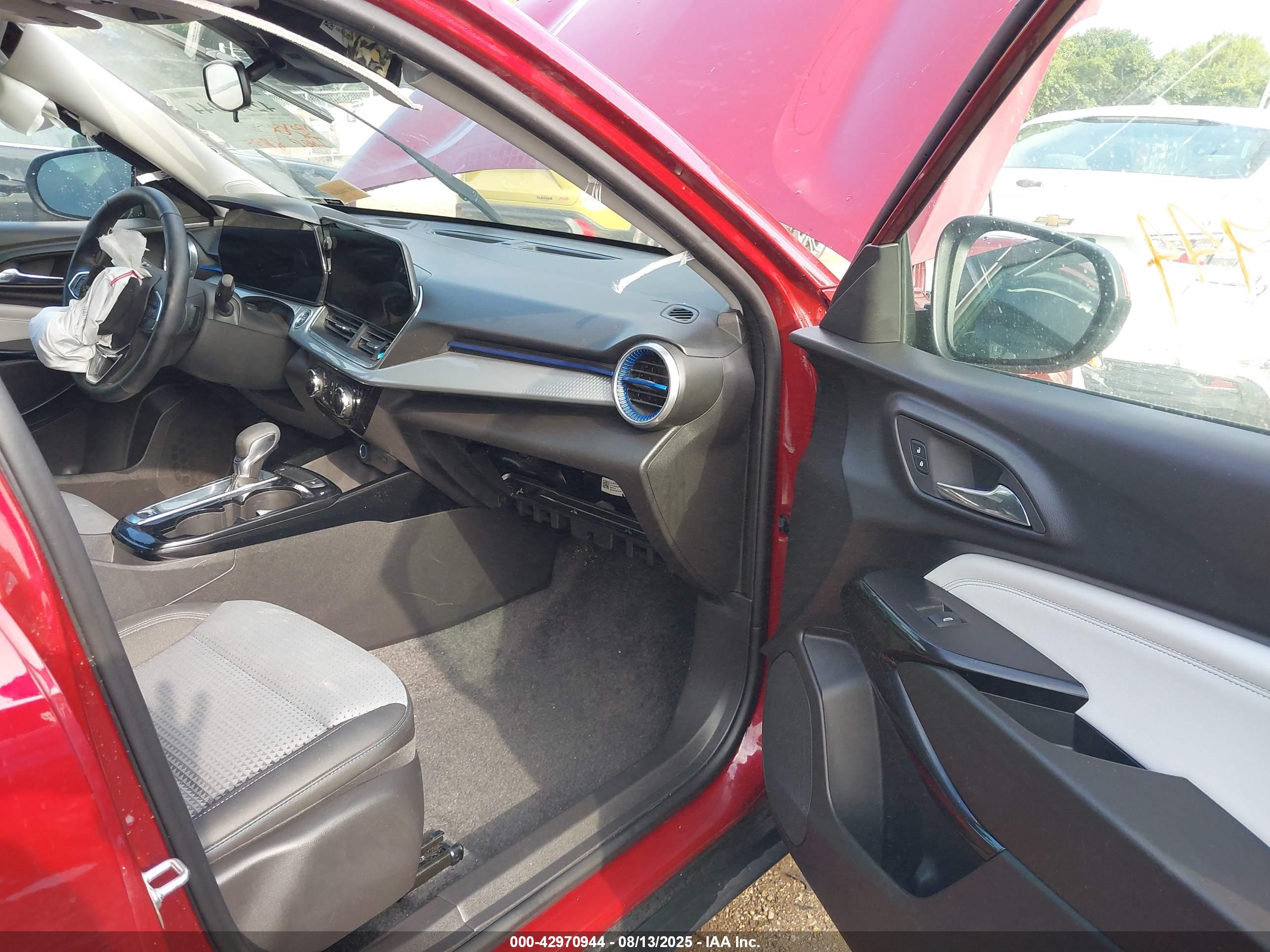 CHEVROLET TRAX image 5