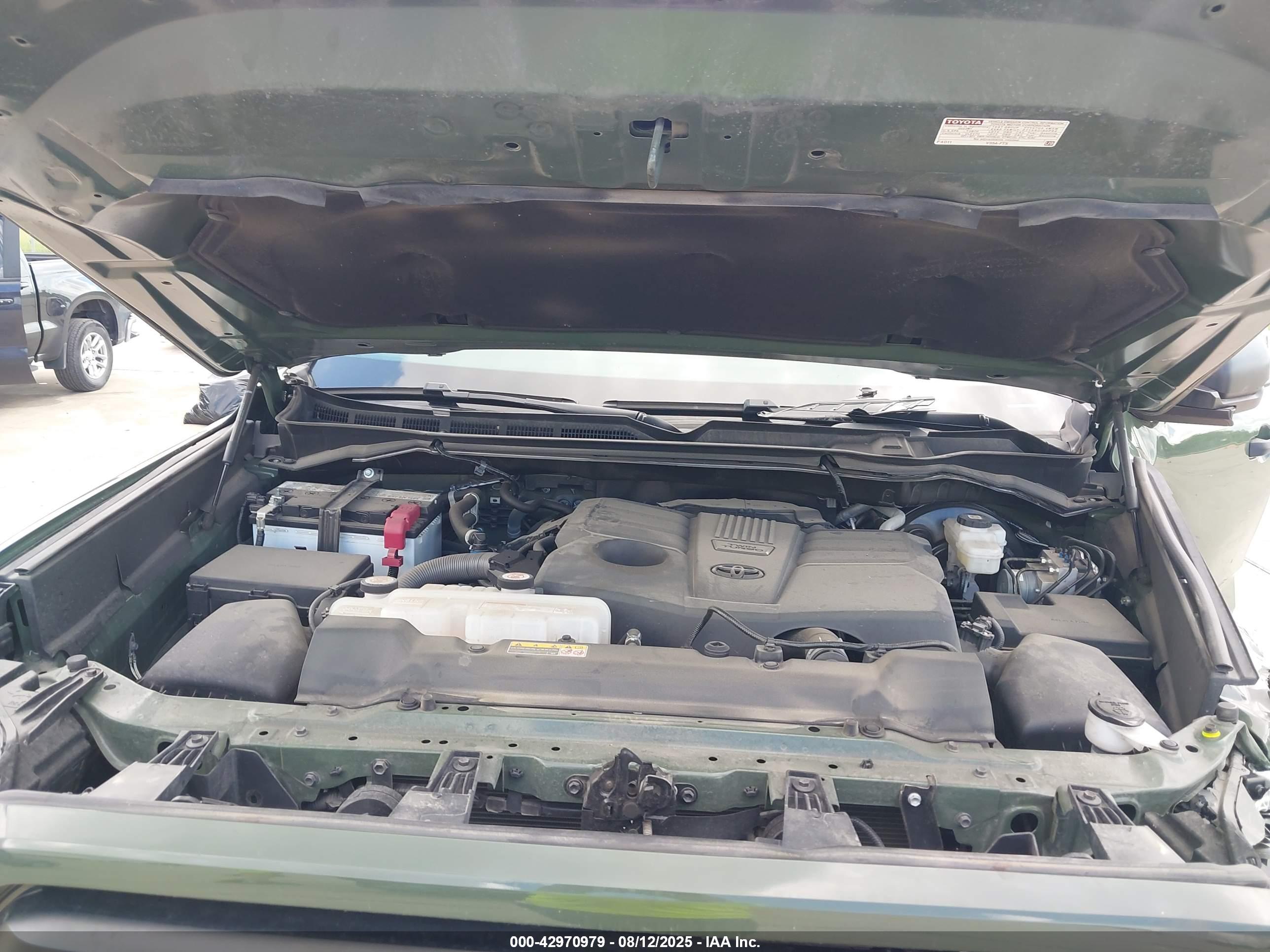 TOYOTA TUNDRA image 10