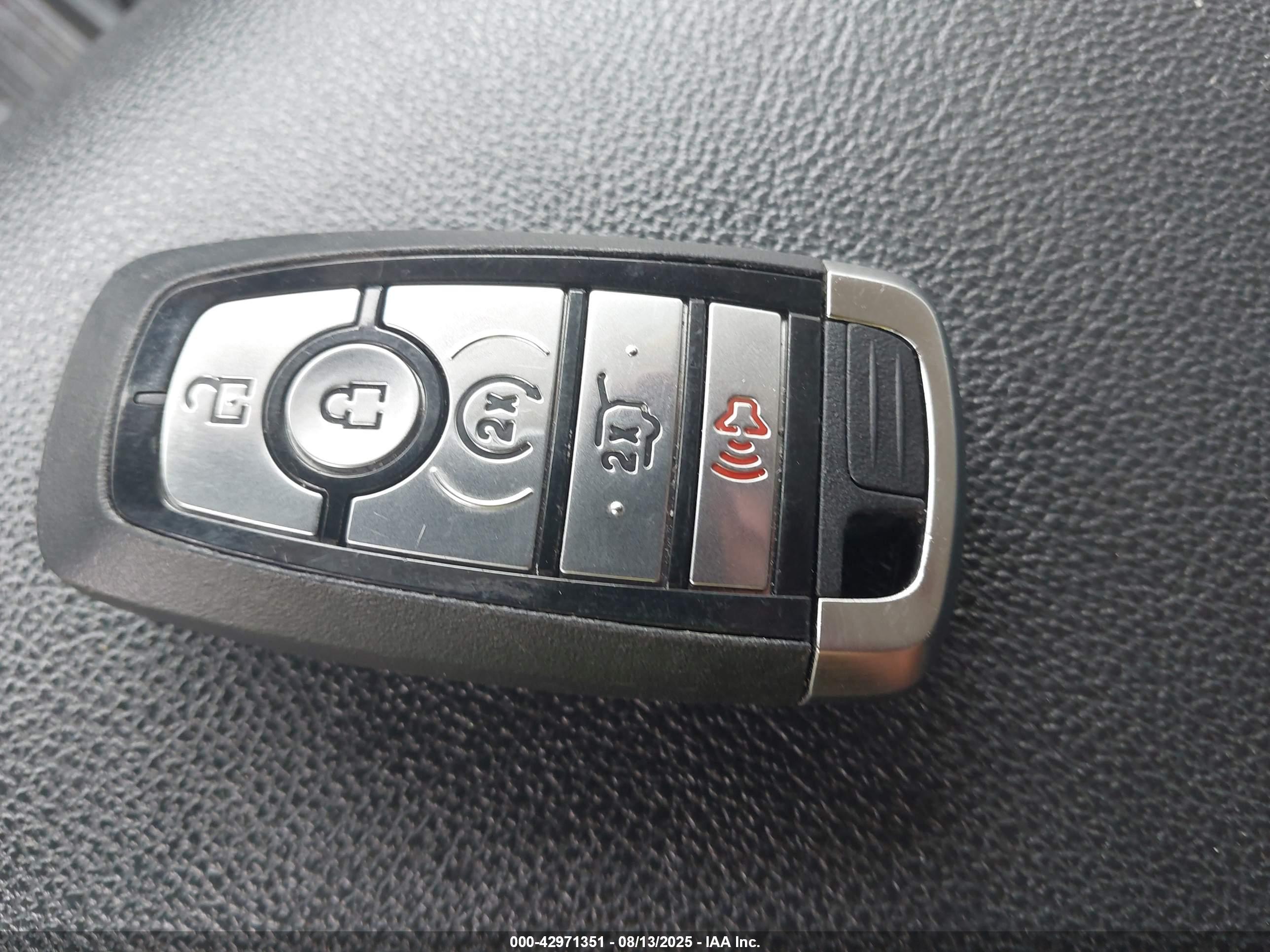 FORD EXPEDITION image 11