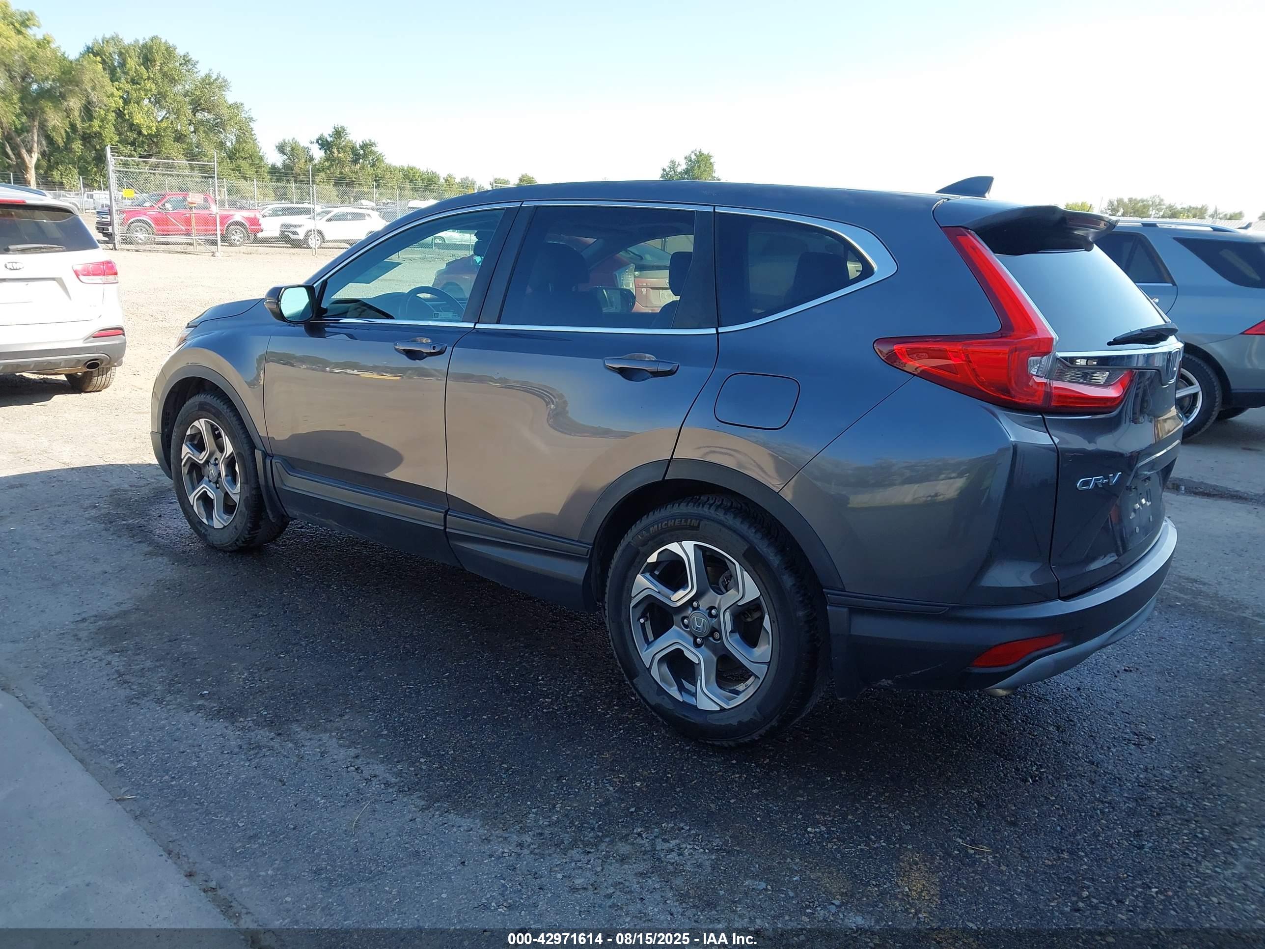 HONDA CR-V image 3