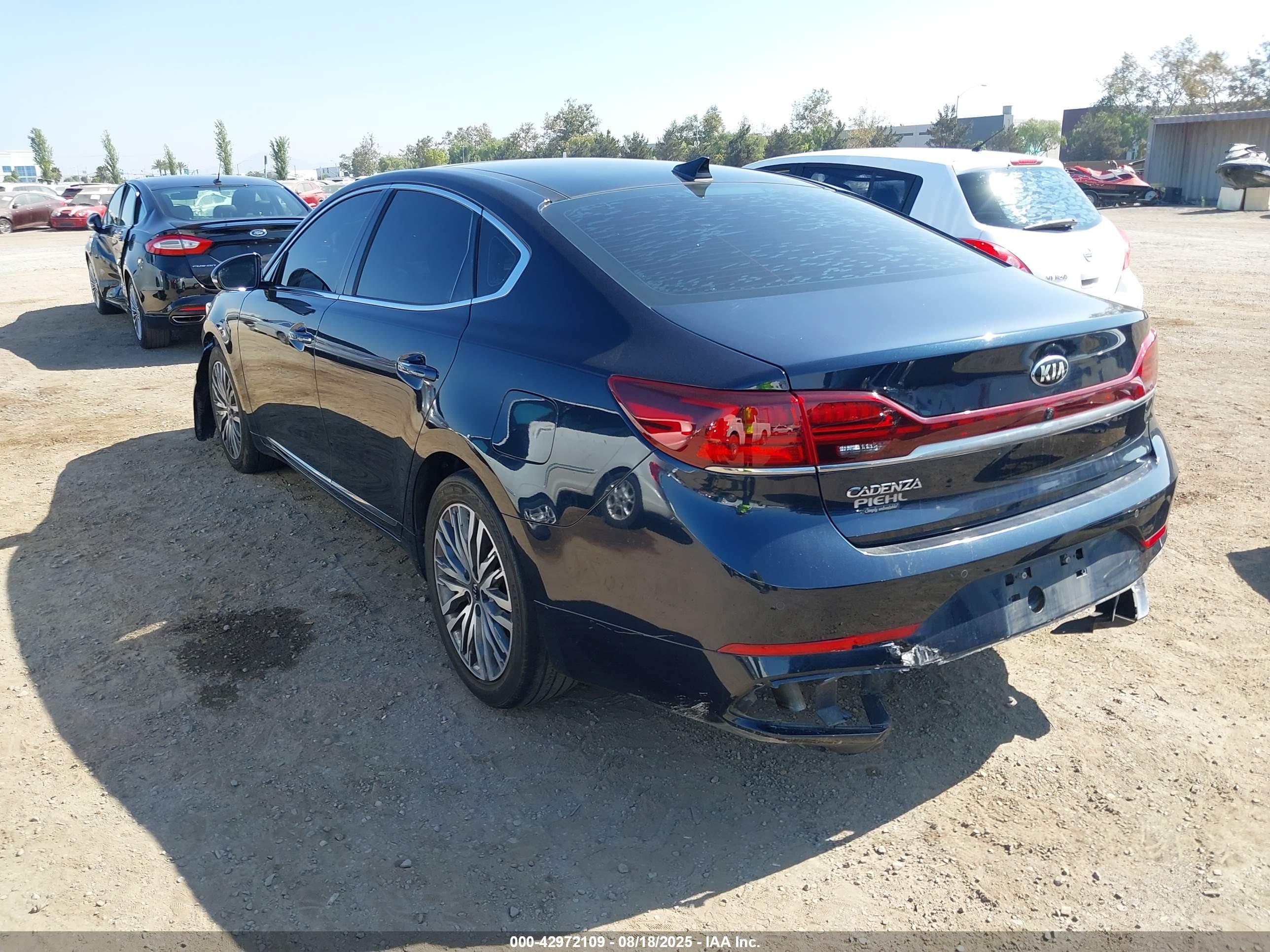 KIA CADENZA image 3
