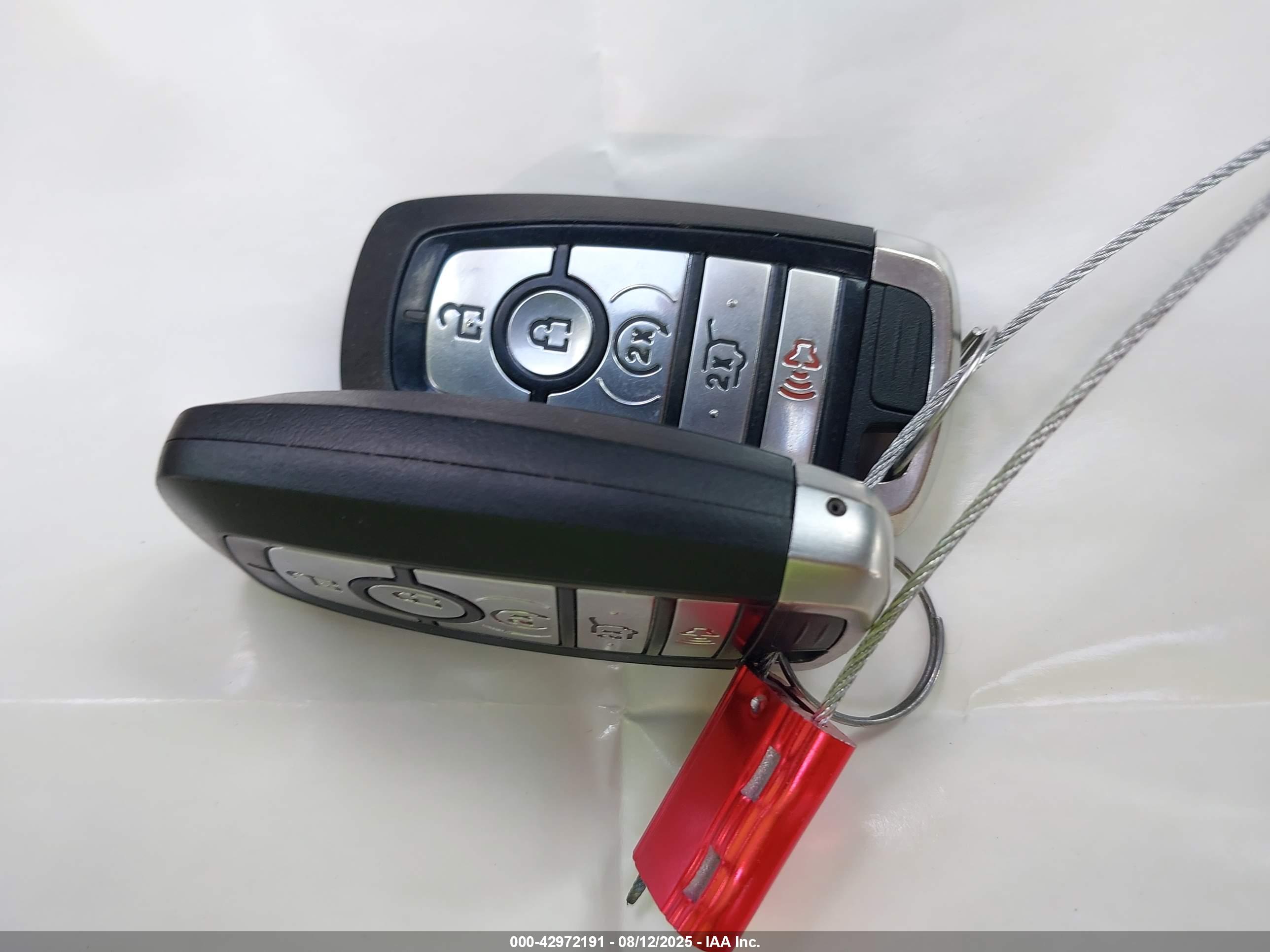 FORD EXPEDITION image 11