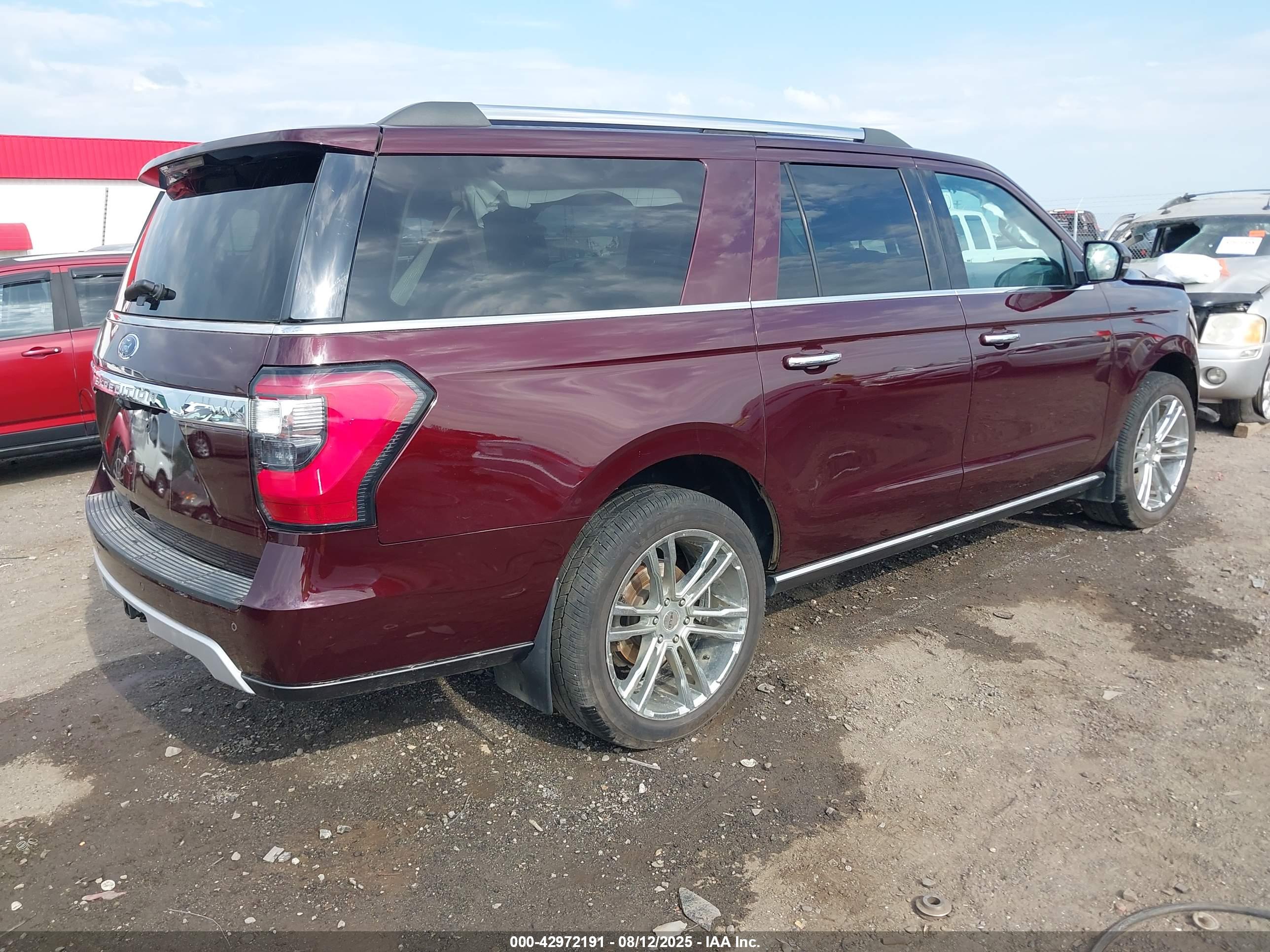 FORD EXPEDITION image 4