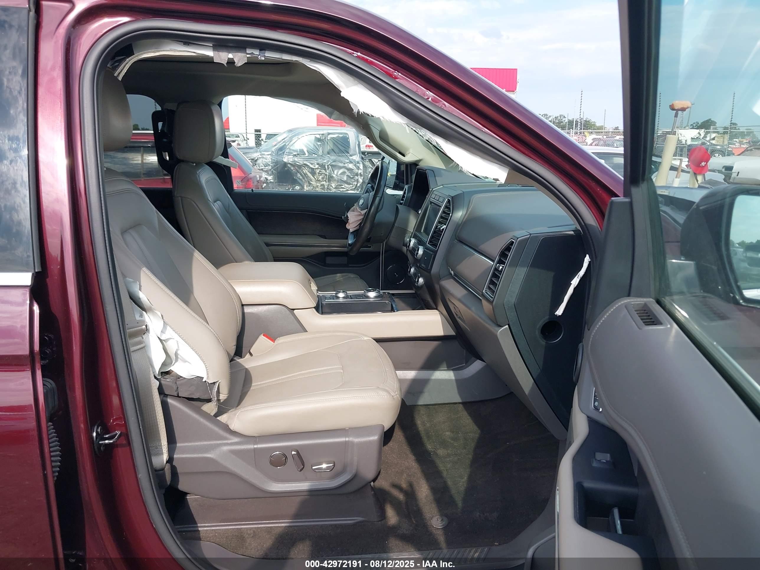 FORD EXPEDITION image 5