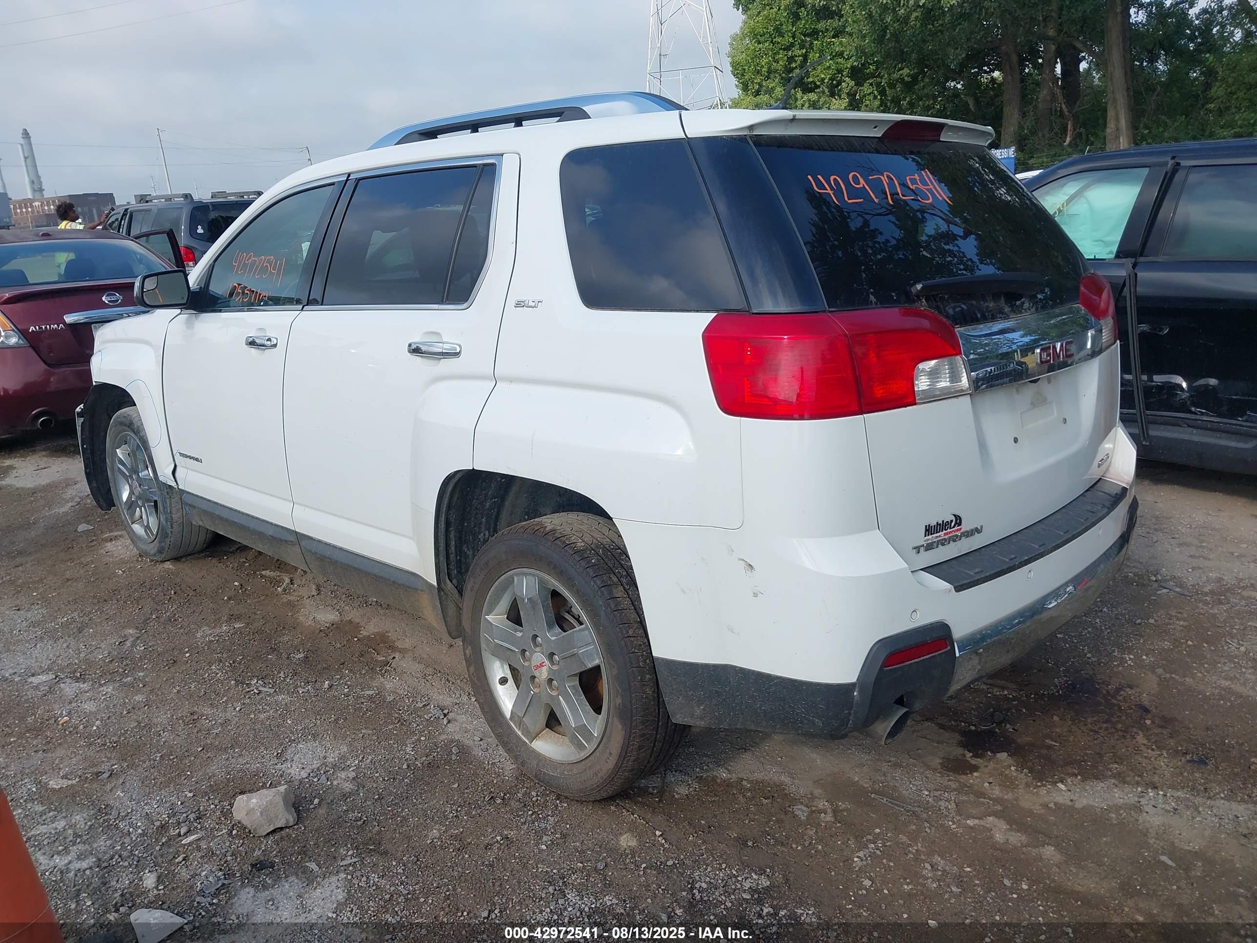 GMC TERRAIN image 3