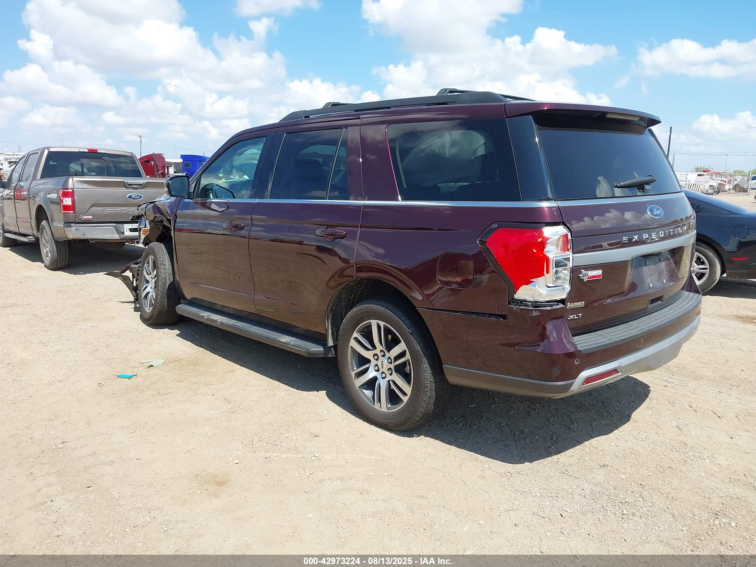 FORD EXPEDITION image 3