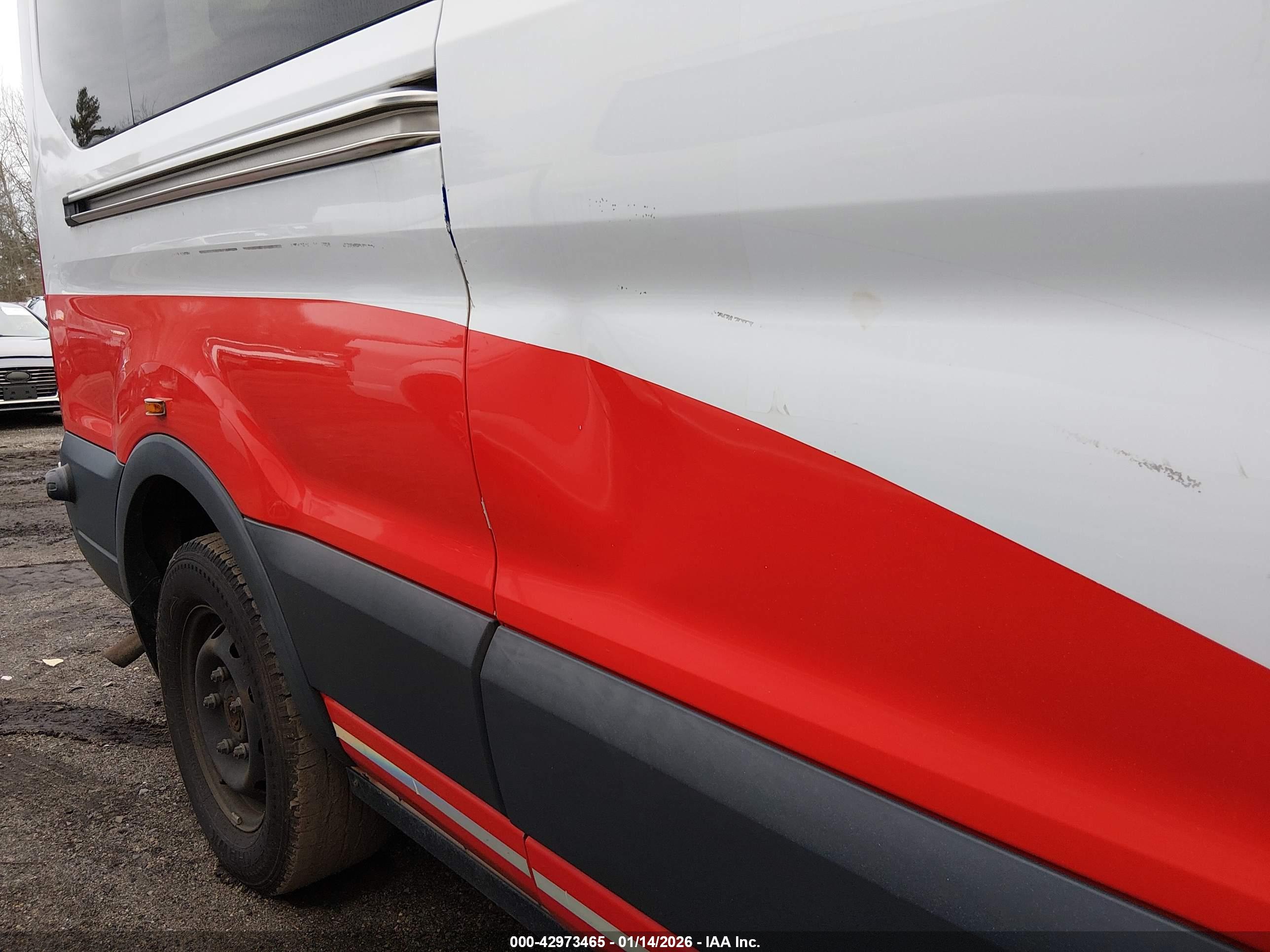 FORD TRANSIT-350 image 6