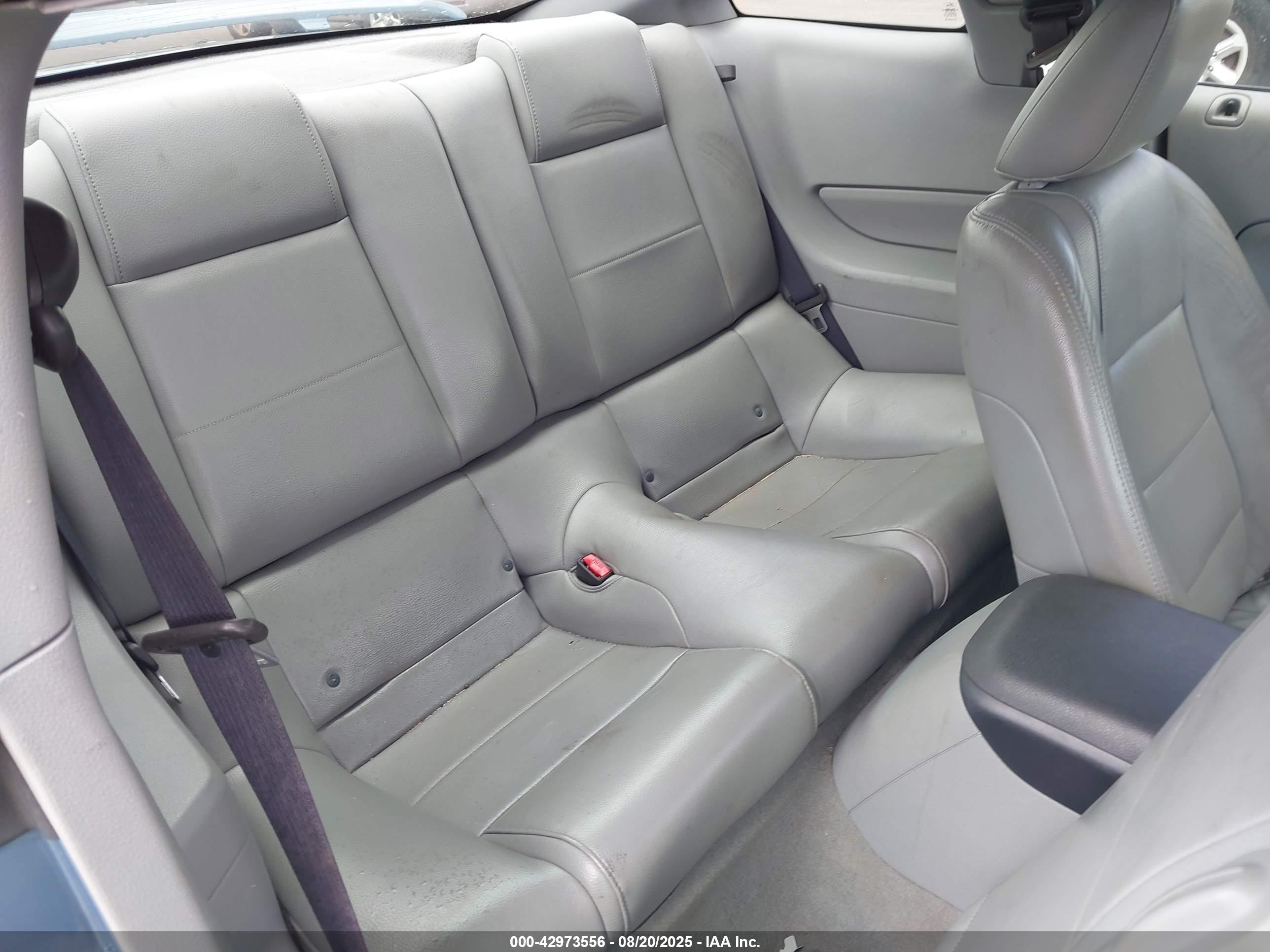 FORD MUSTANG image 8
