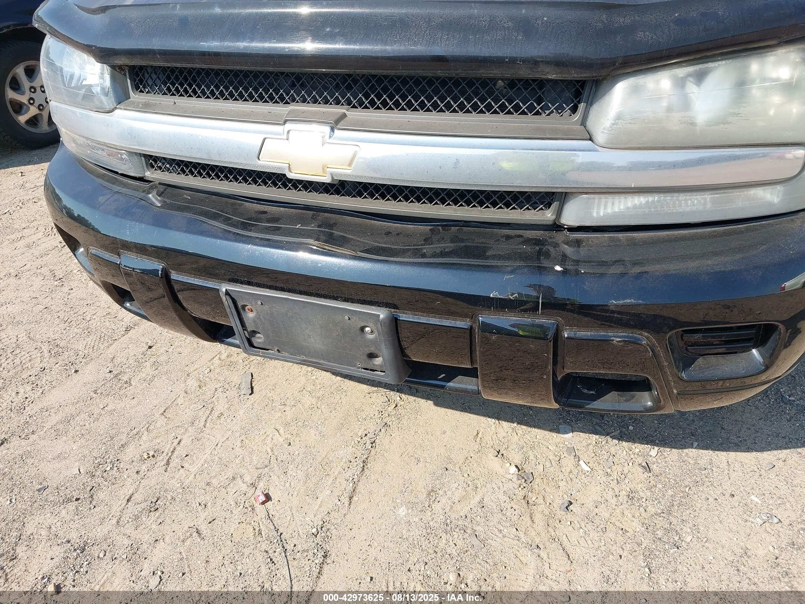 CHEVROLET TRAILBLAZER image 6