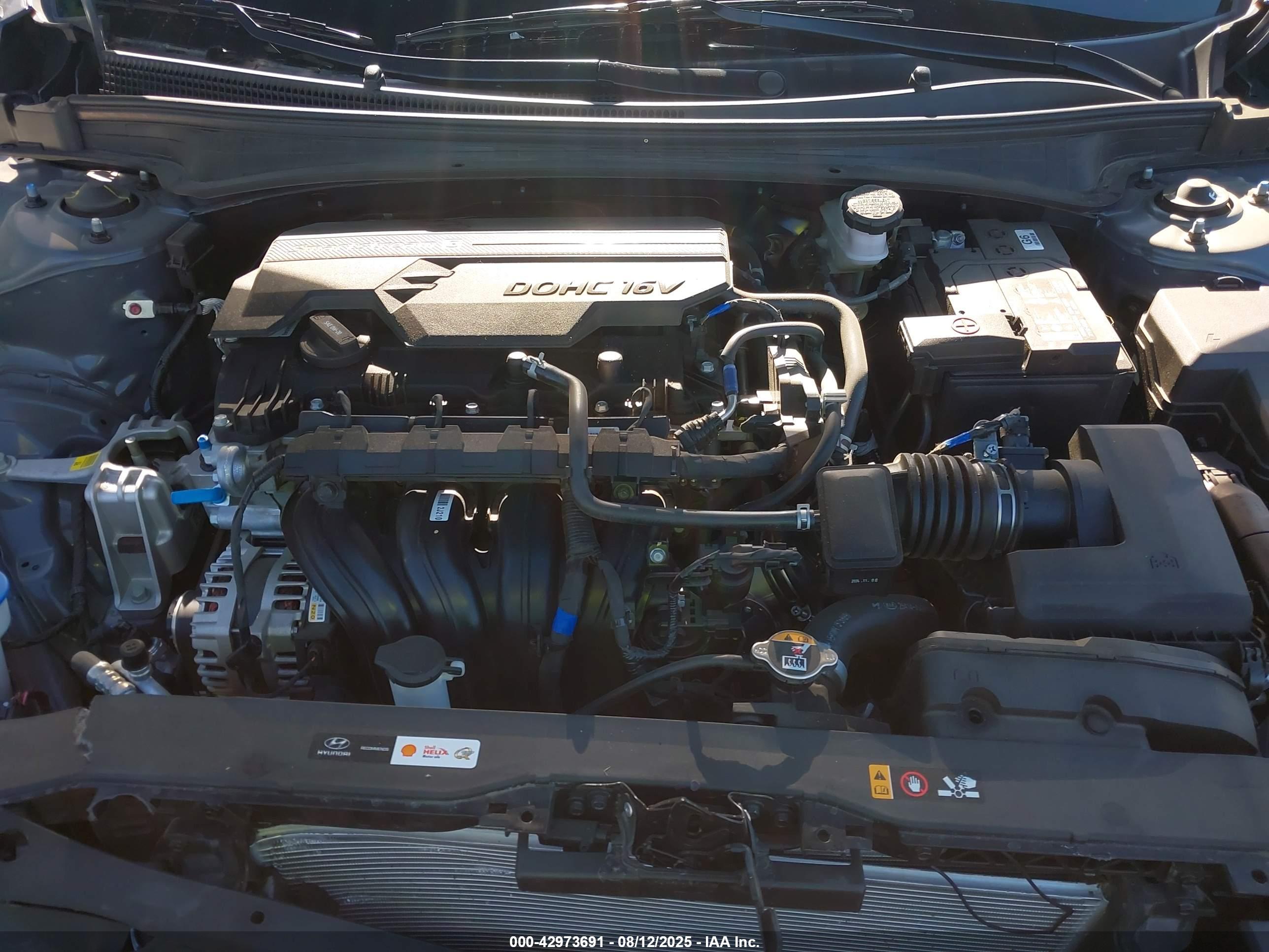 HYUNDAI ELANTRA image 10