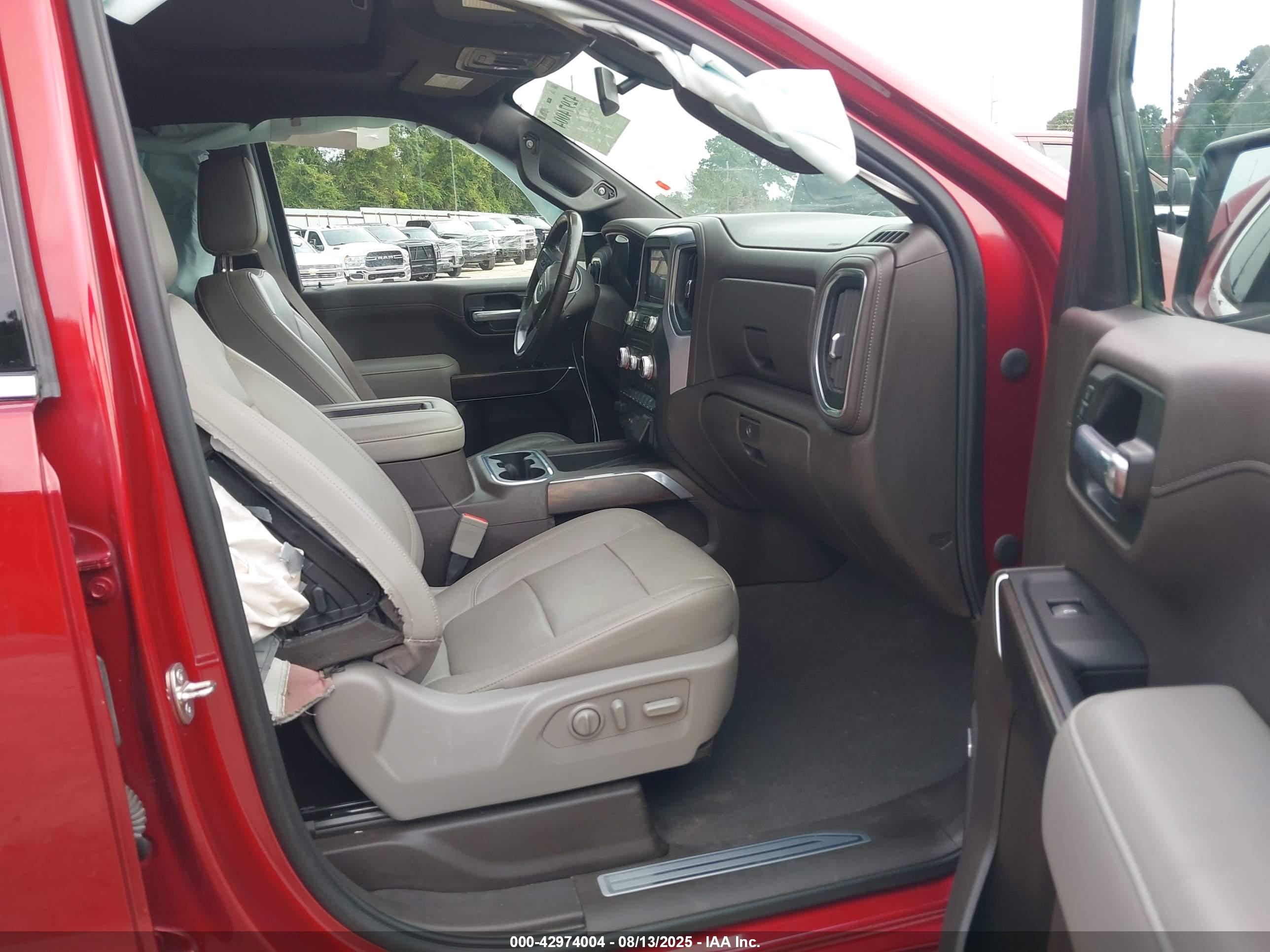 GMC SIERRA image 5