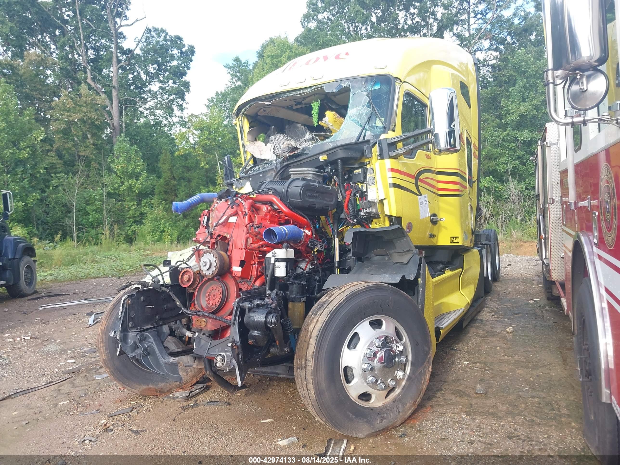 KENWORTH T680 image 2