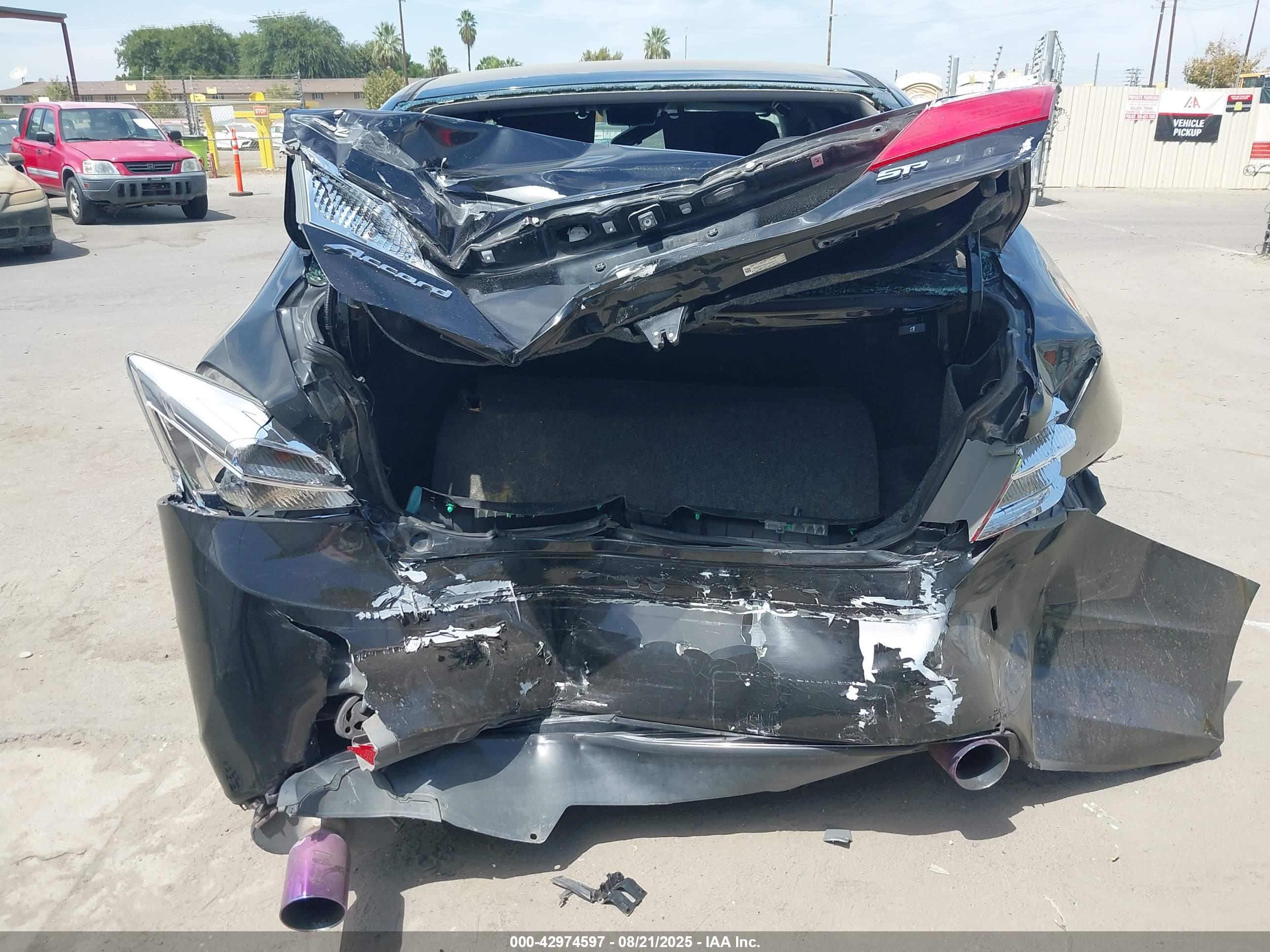 HONDA ACCORD image 6