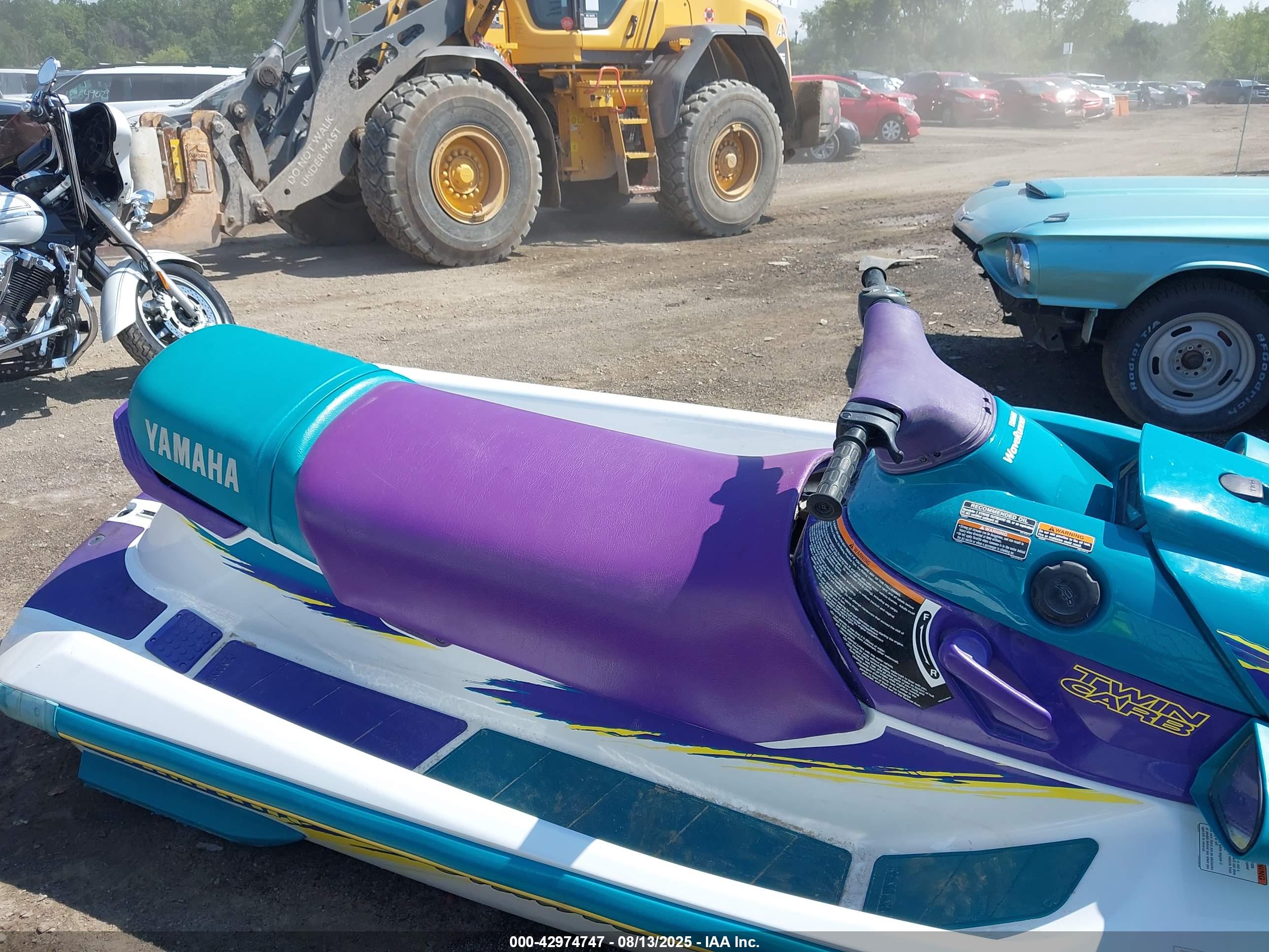 YAMAHA WAVERUNNER image 8