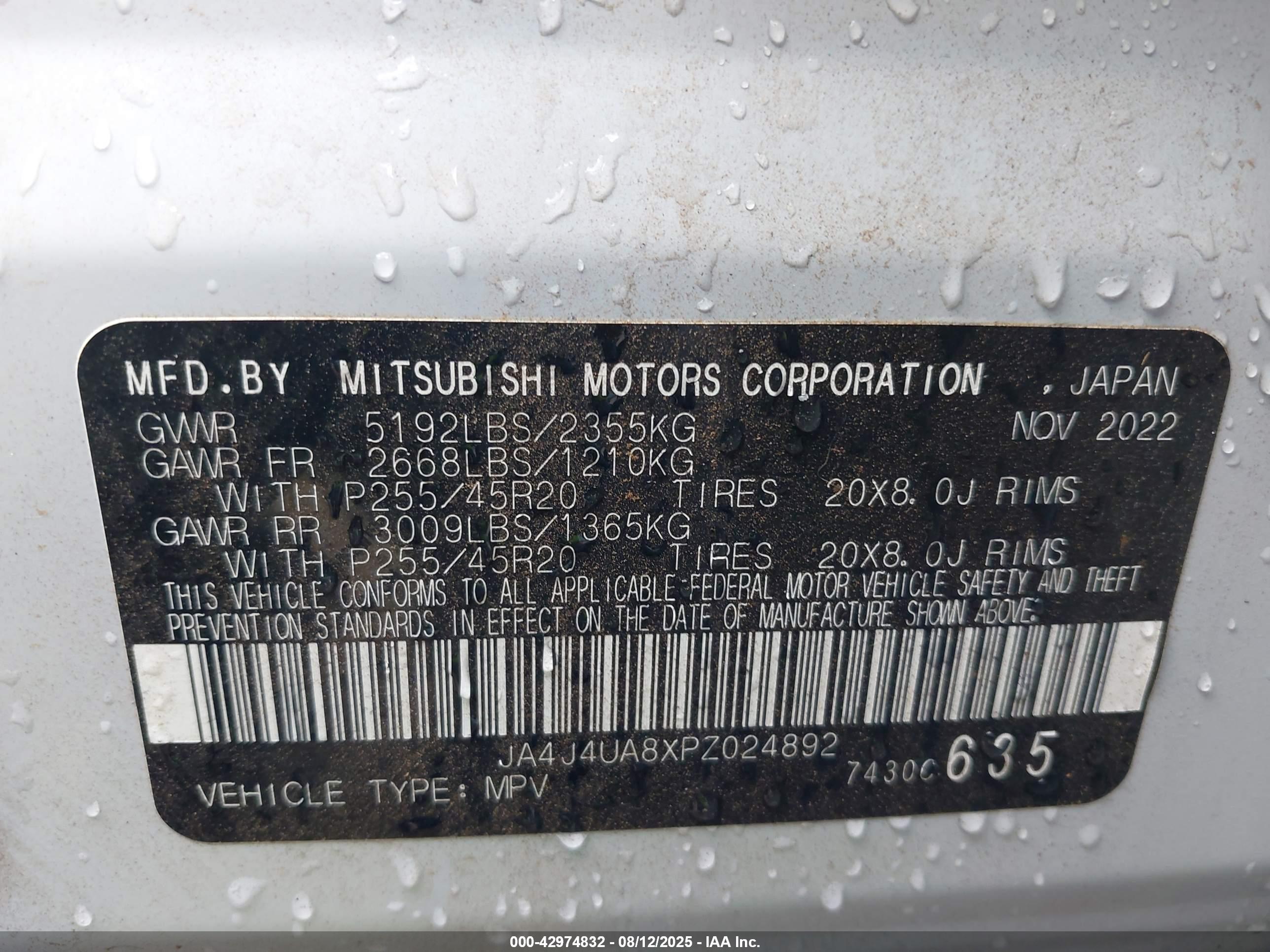 MITSUBISHI OUTLANDER image 9