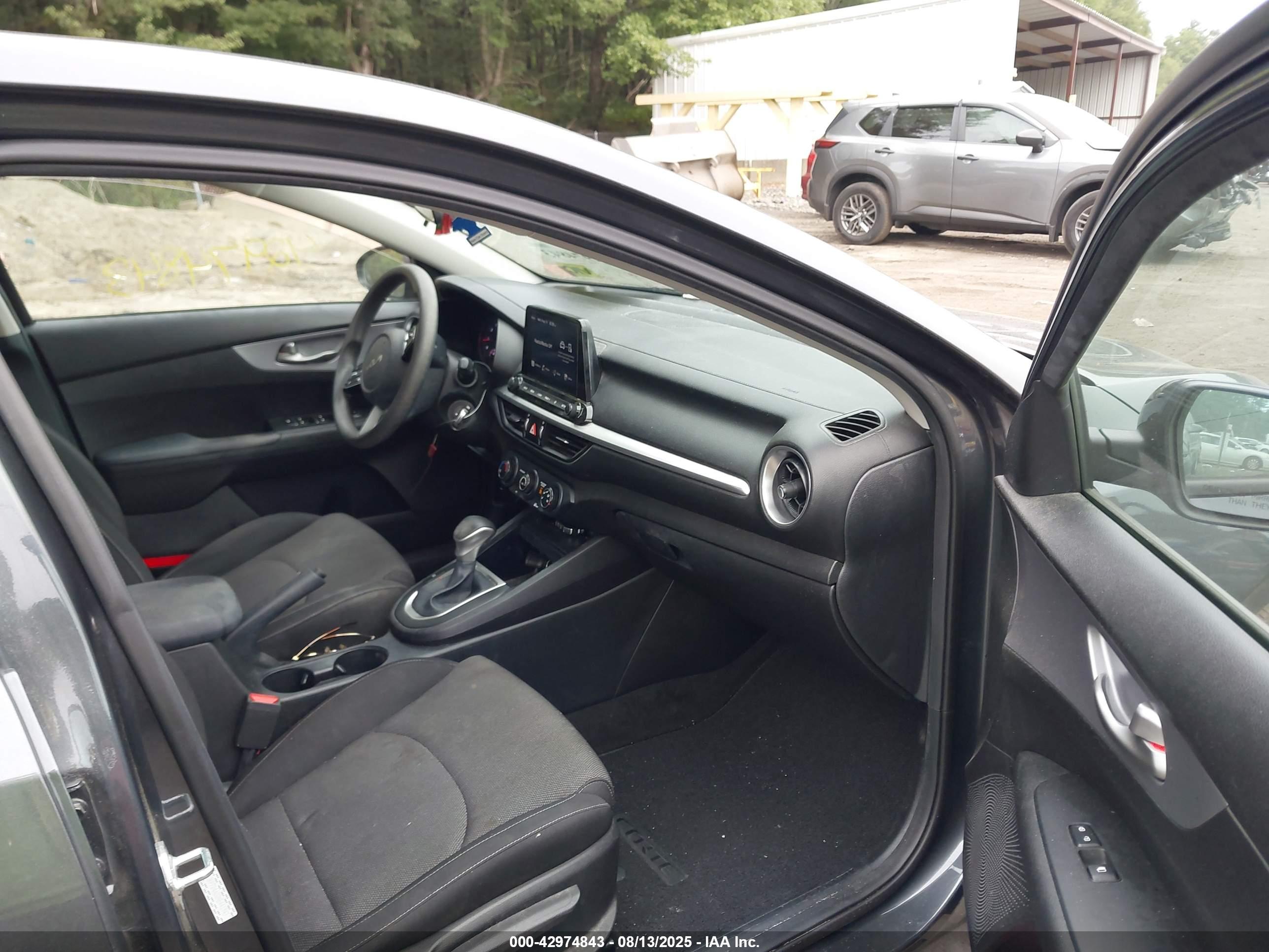 KIA FORTE image 5