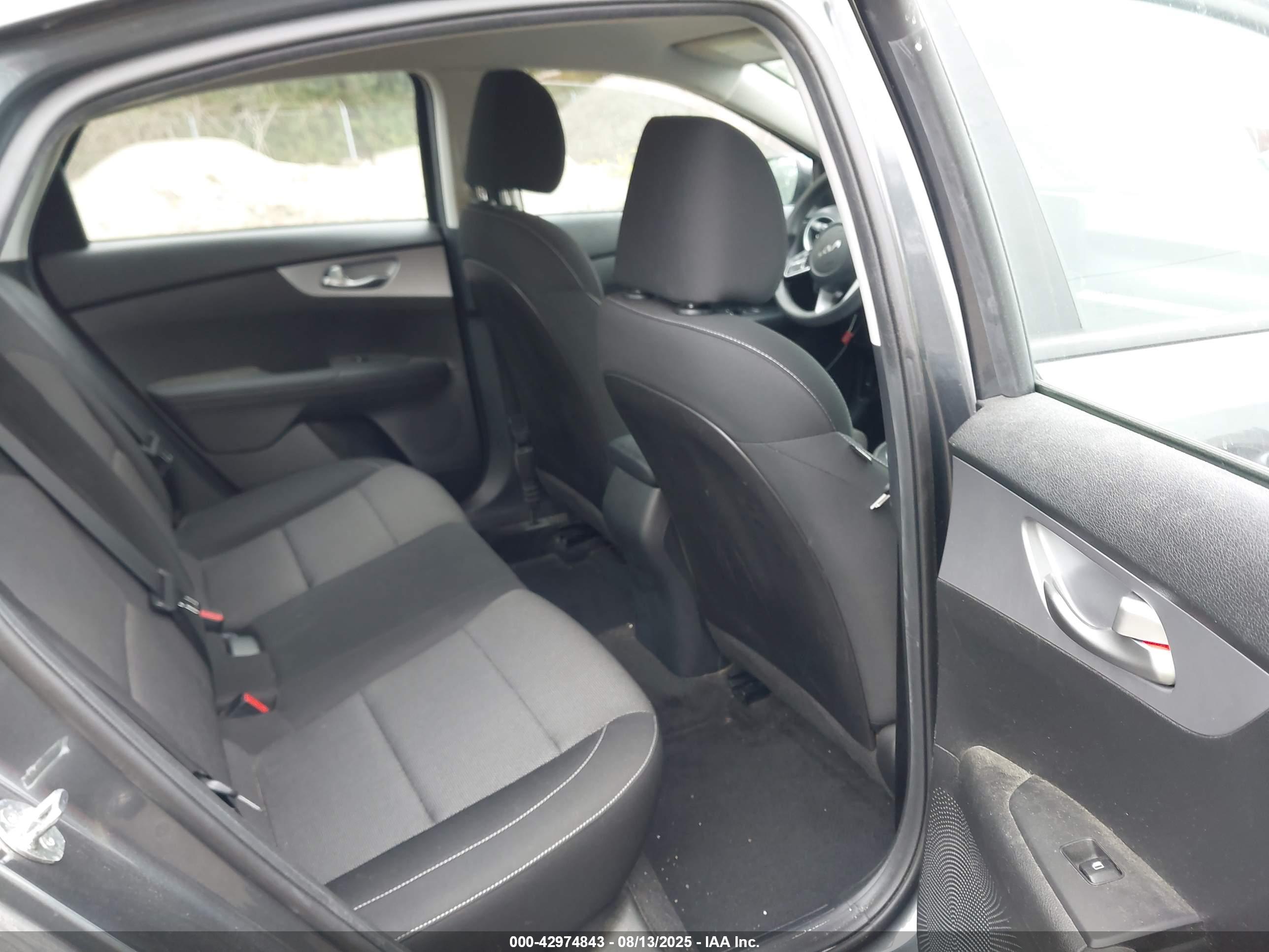 KIA FORTE image 8