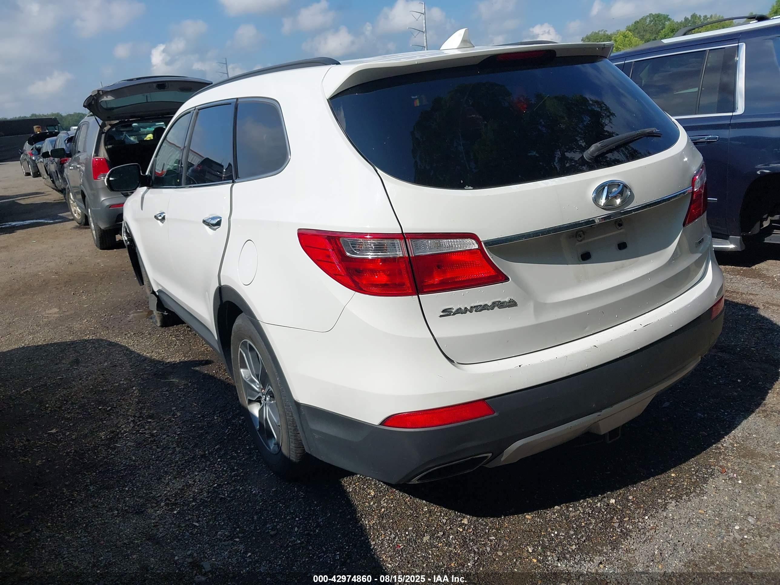 HYUNDAI SANTA image 3