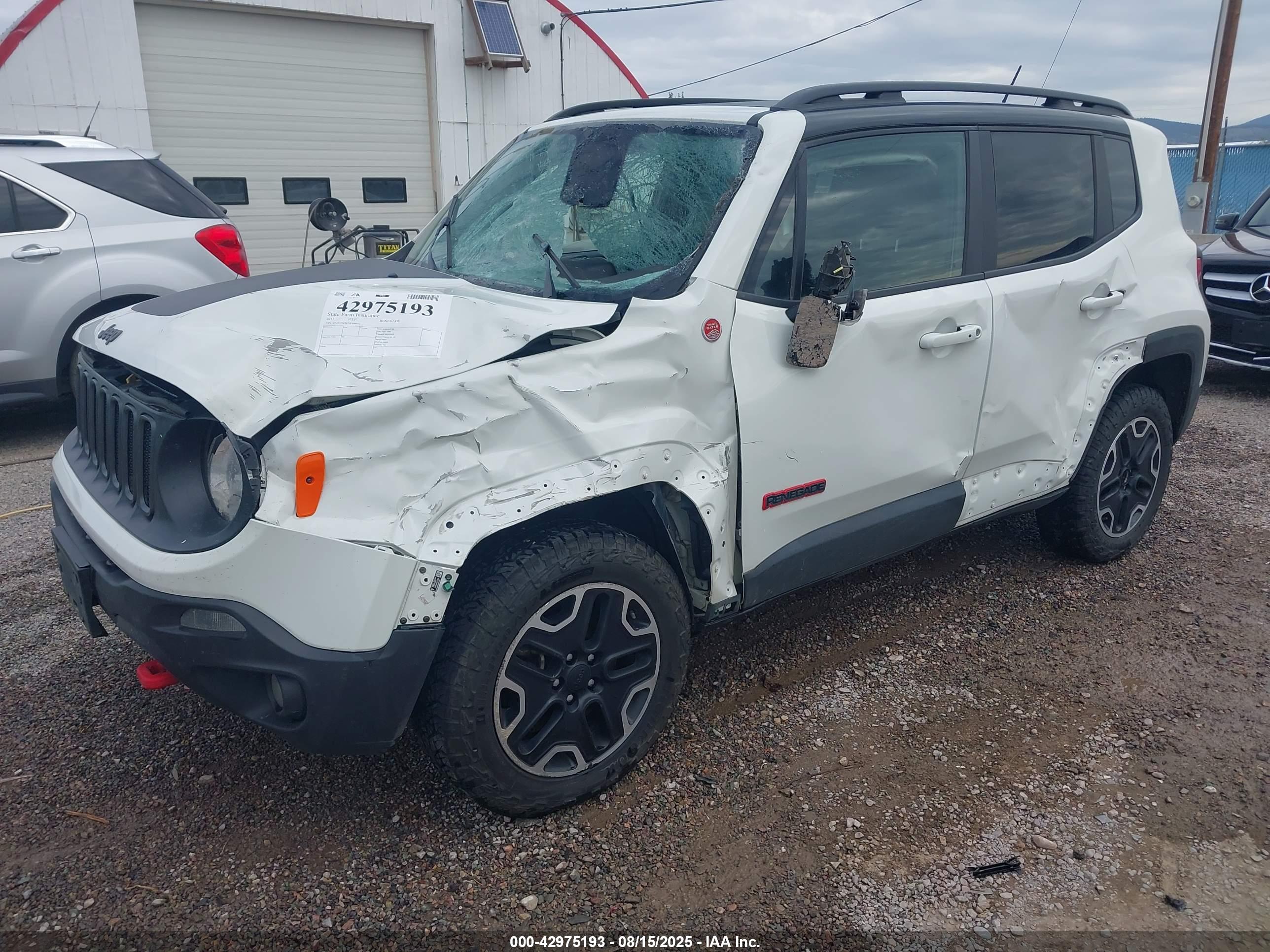 JEEP RENEGADE image 2