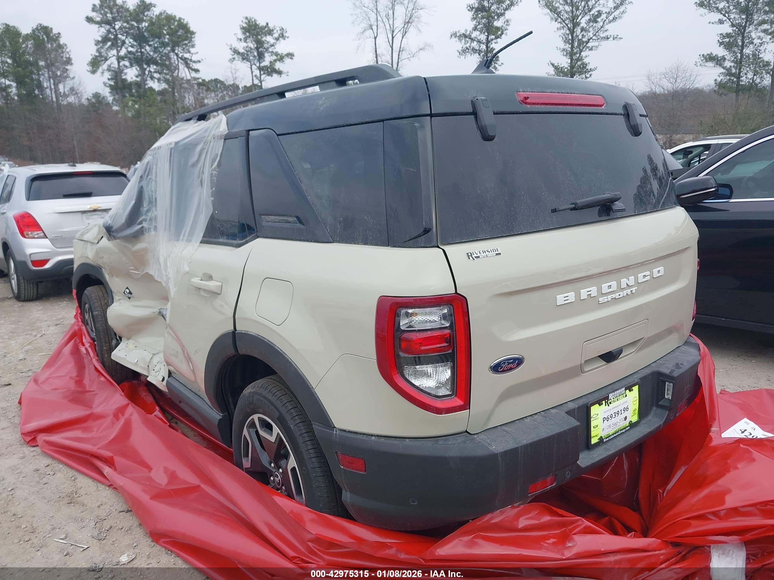 FORD BRONCO image 3