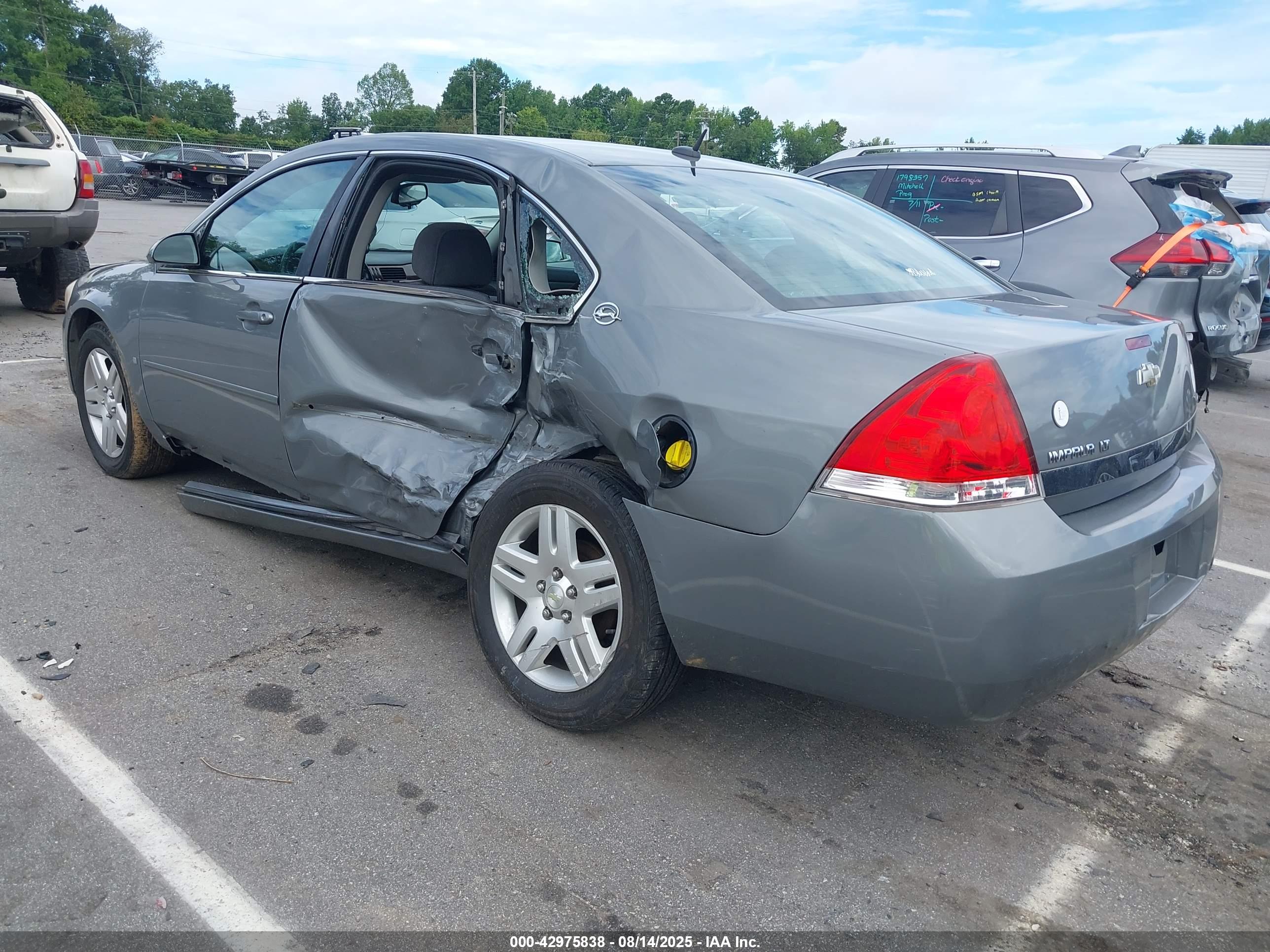 CHEVROLET IMPALA image 3