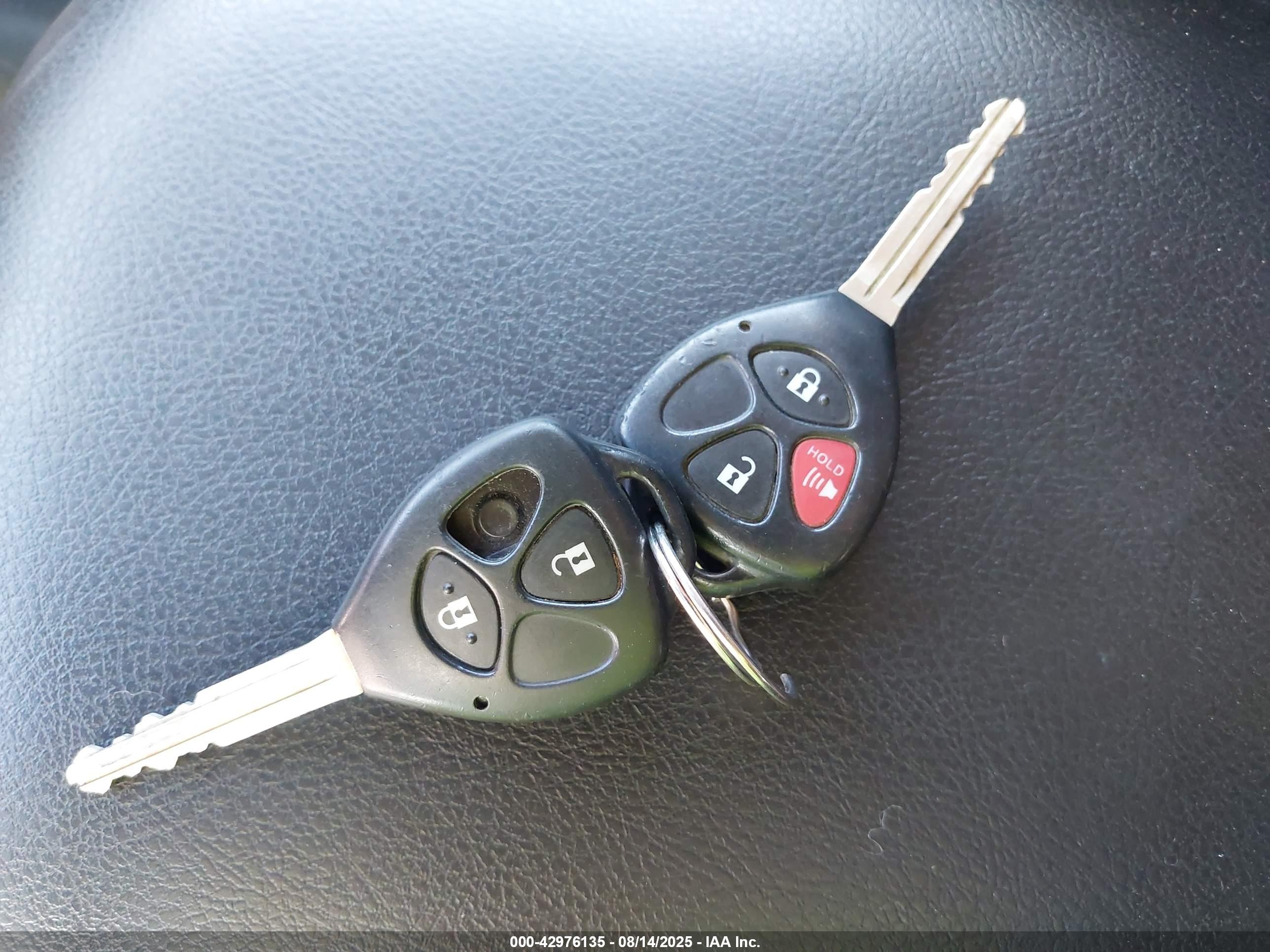 TOYOTA 4RUNNER image 11