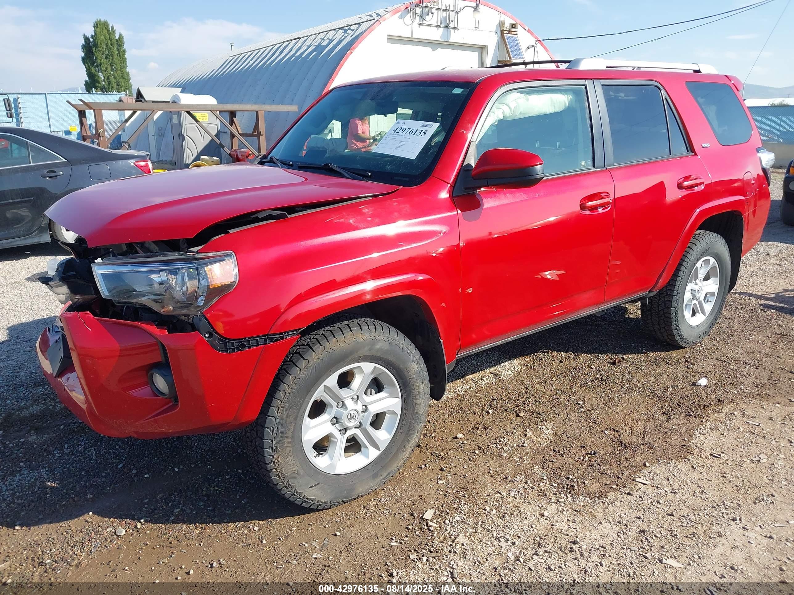 TOYOTA 4RUNNER image 2
