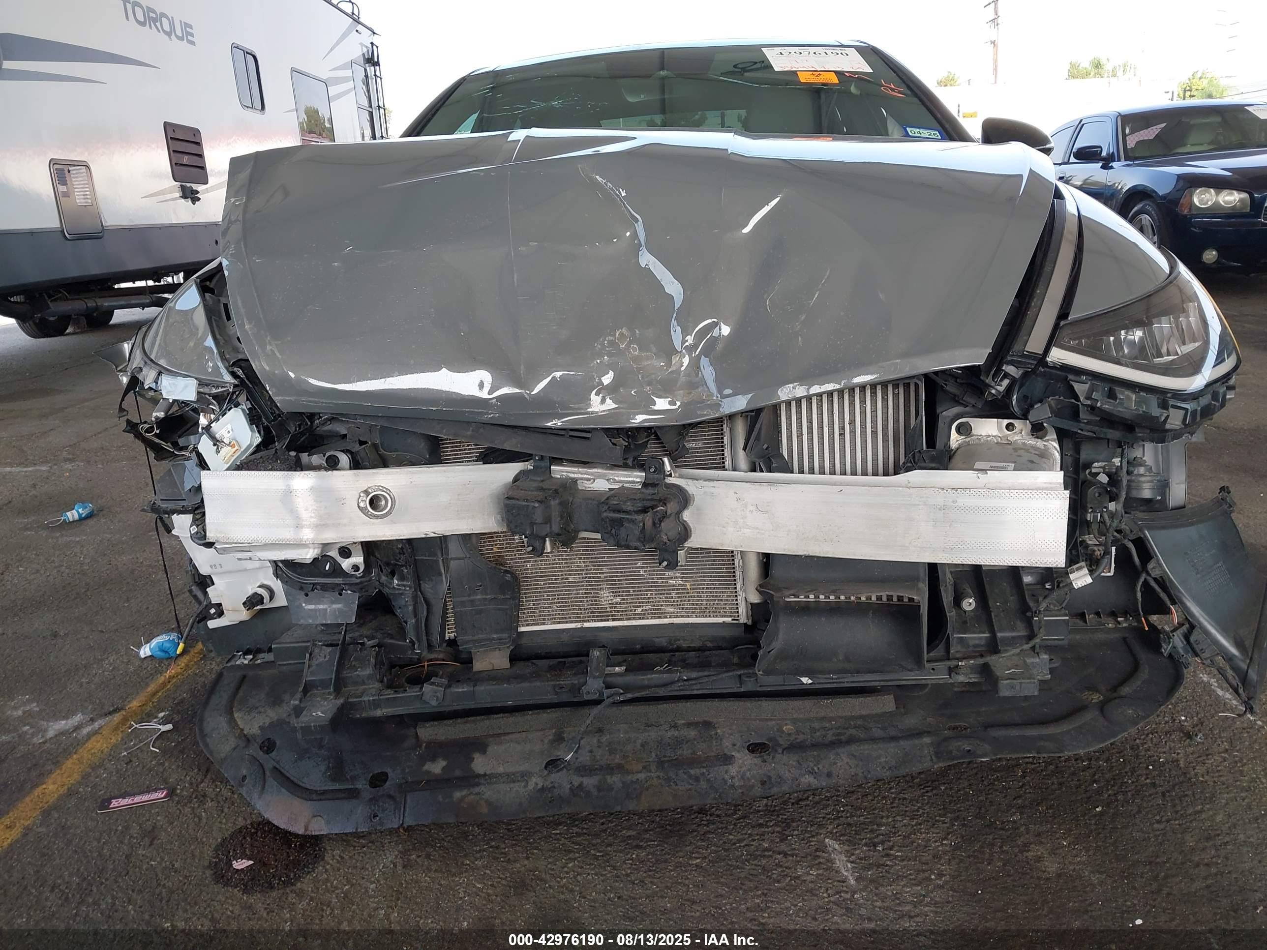 HYUNDAI SONATA image 6