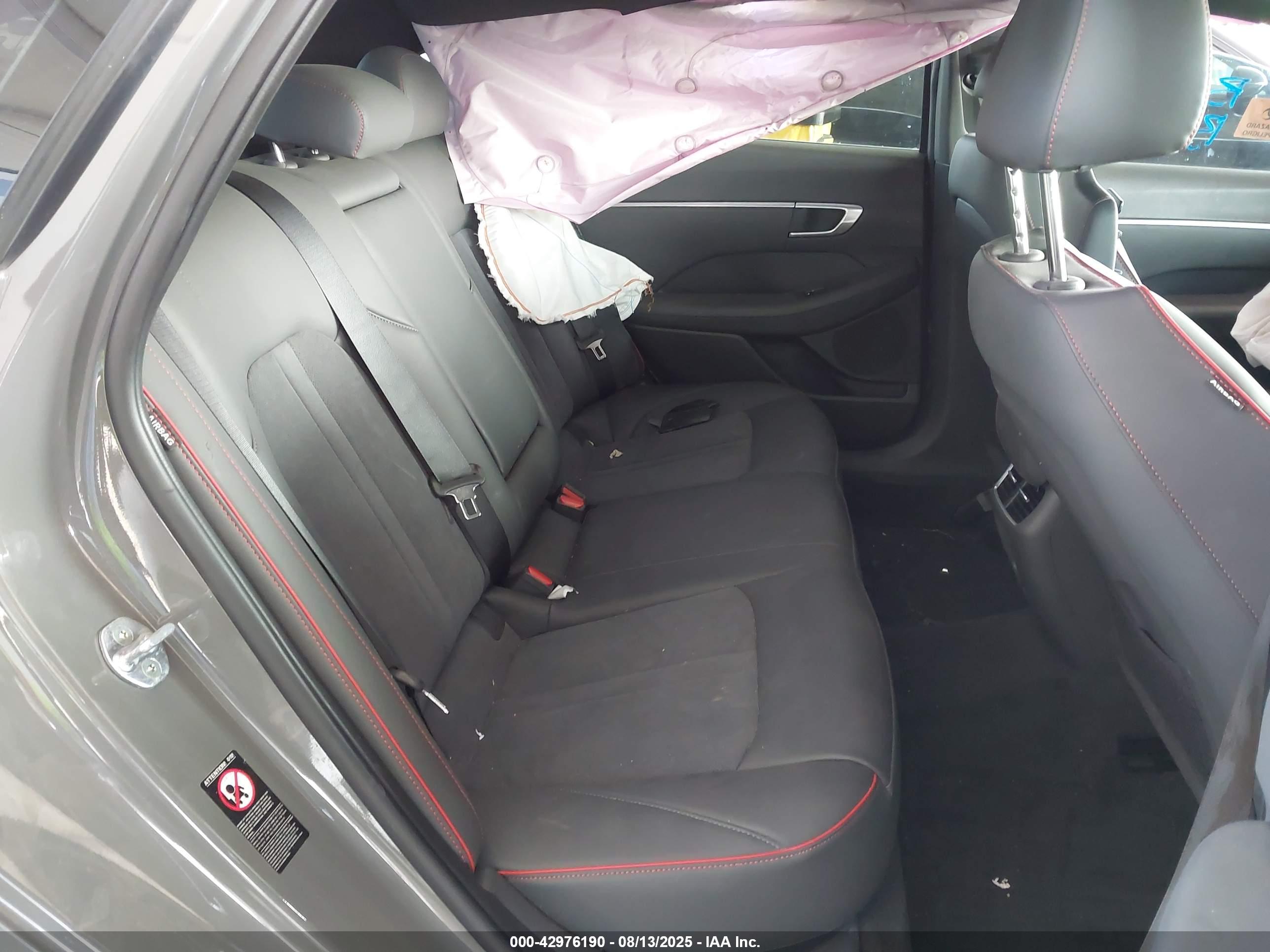 HYUNDAI SONATA image 8